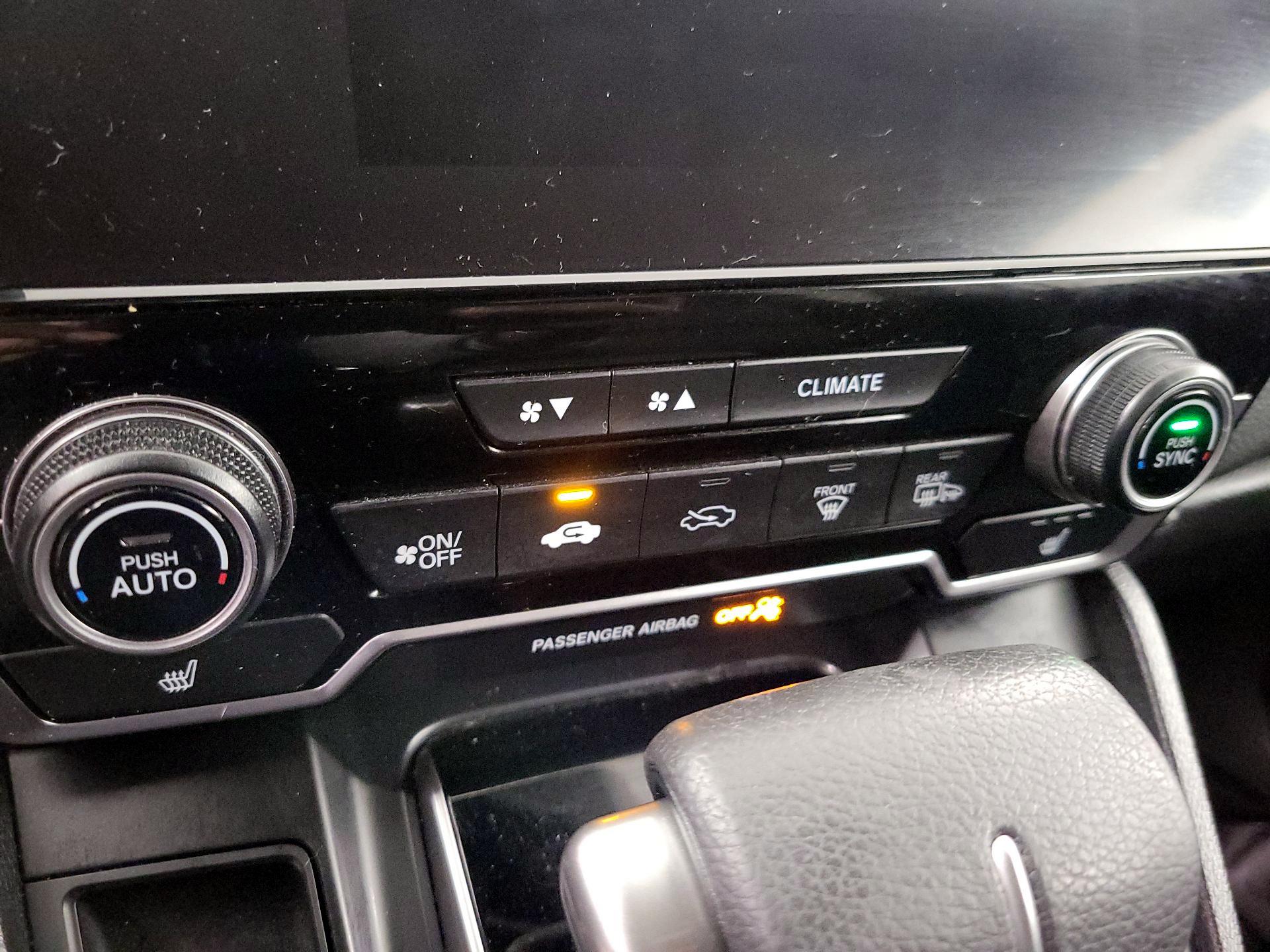 Thumbnail: 2019 Honda CR-V - 16