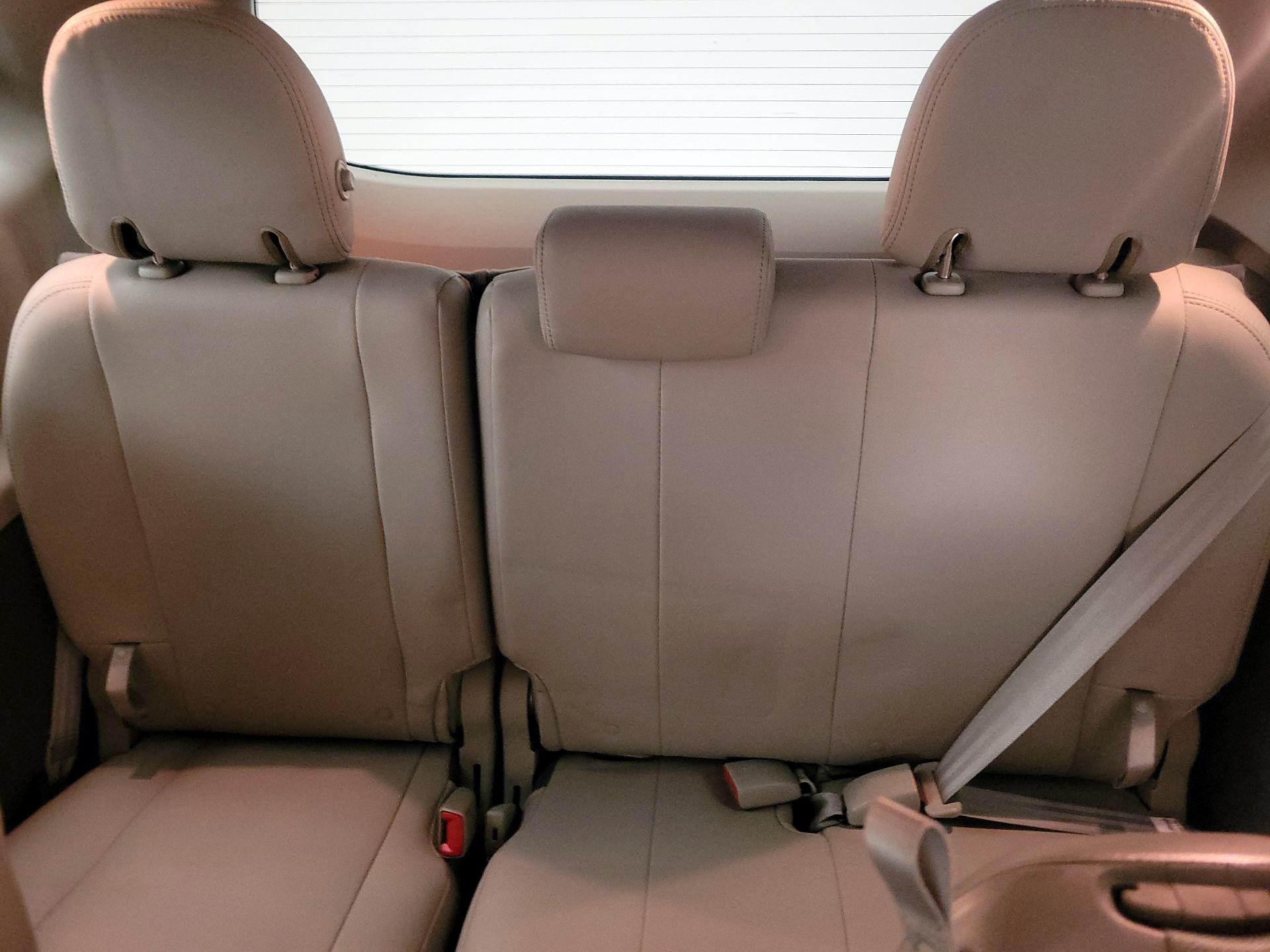 Thumbnail: 2020 Toyota Sienna - 20