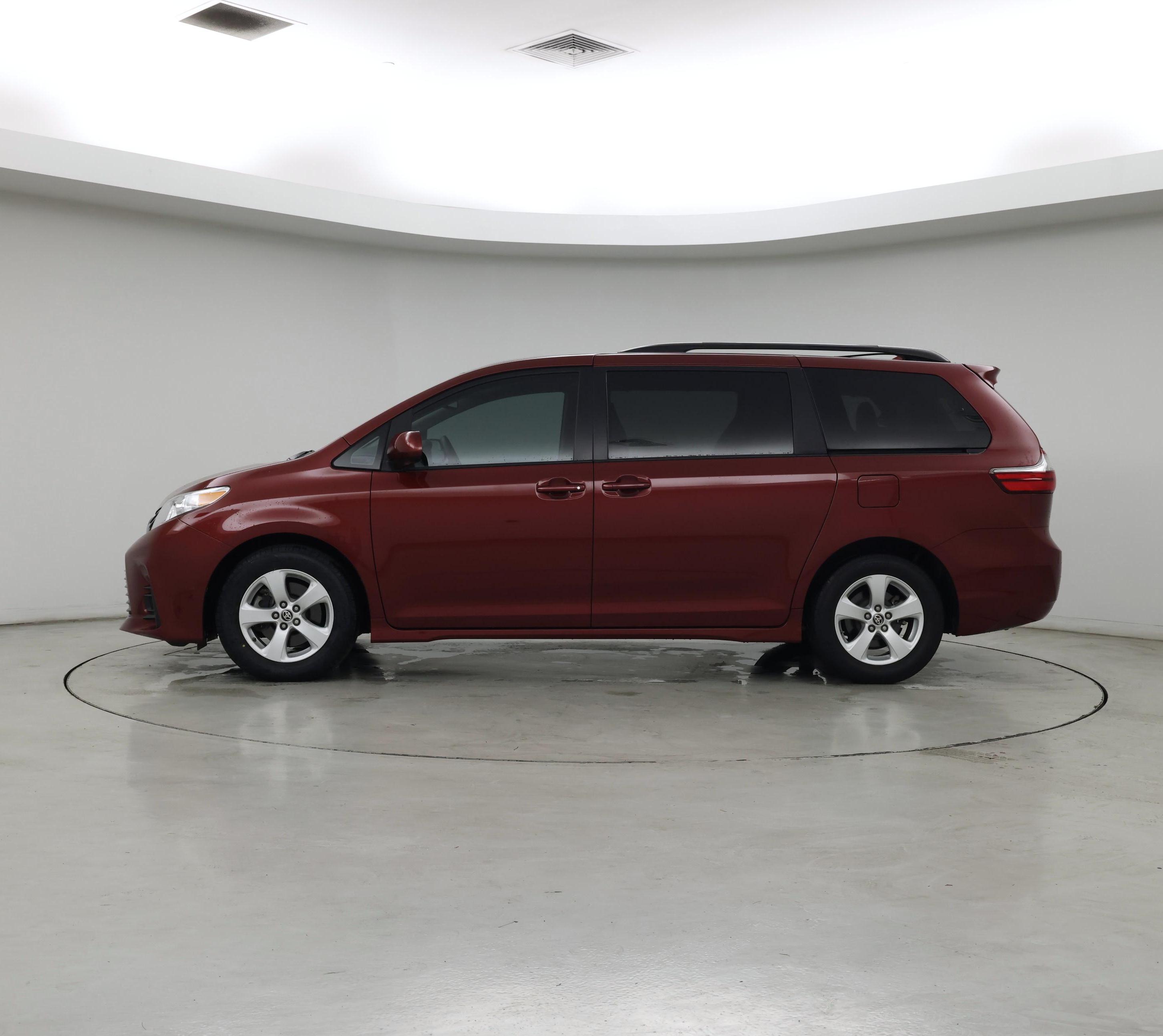 Thumbnail: 2020 Toyota Sienna - 3