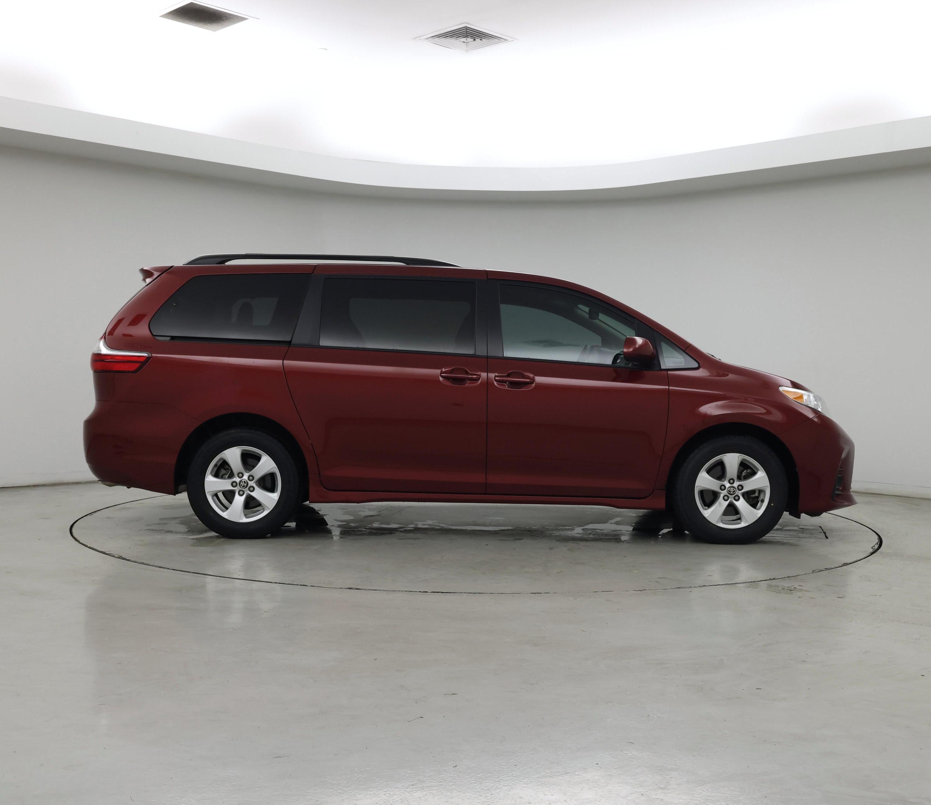 Thumbnail: 2020 Toyota Sienna - 7
