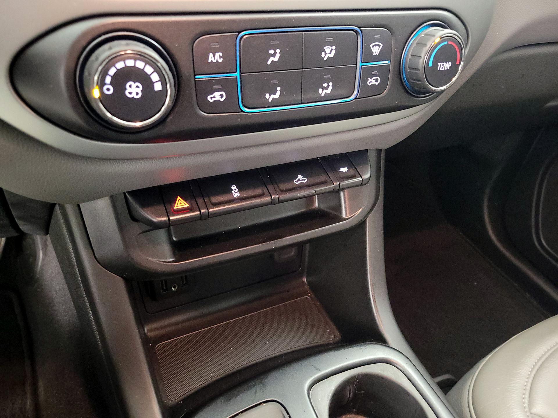 Thumbnail: 2021 Chevrolet Colorado - 16