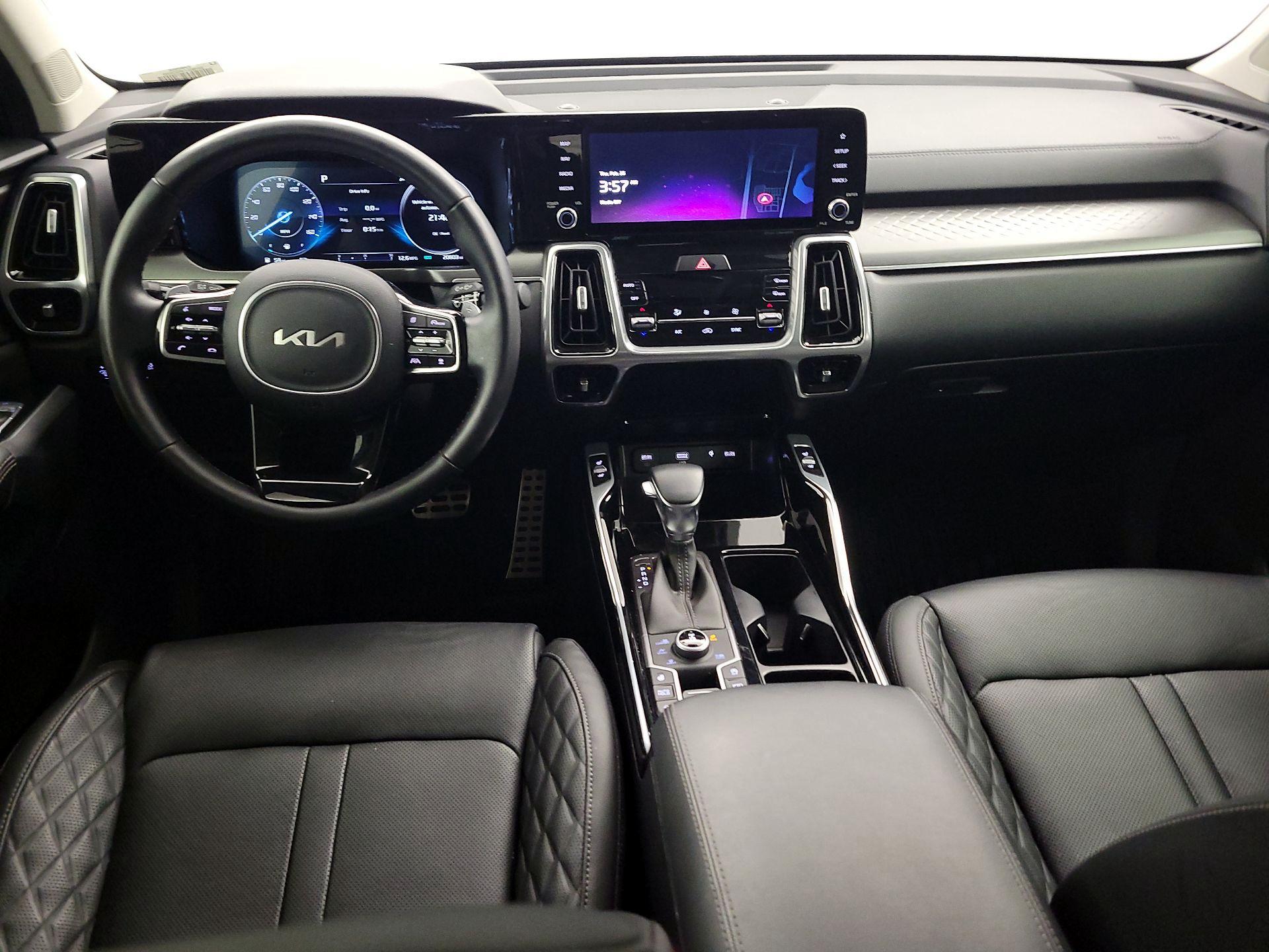 Thumbnail: 2023 Kia Sorento - 9