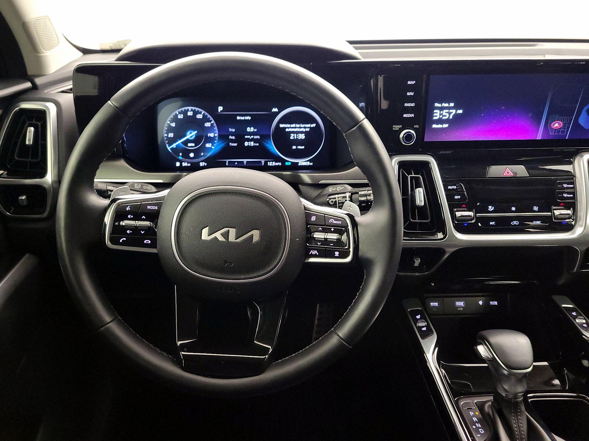 Thumbnail: 2023 Kia Sorento - 10