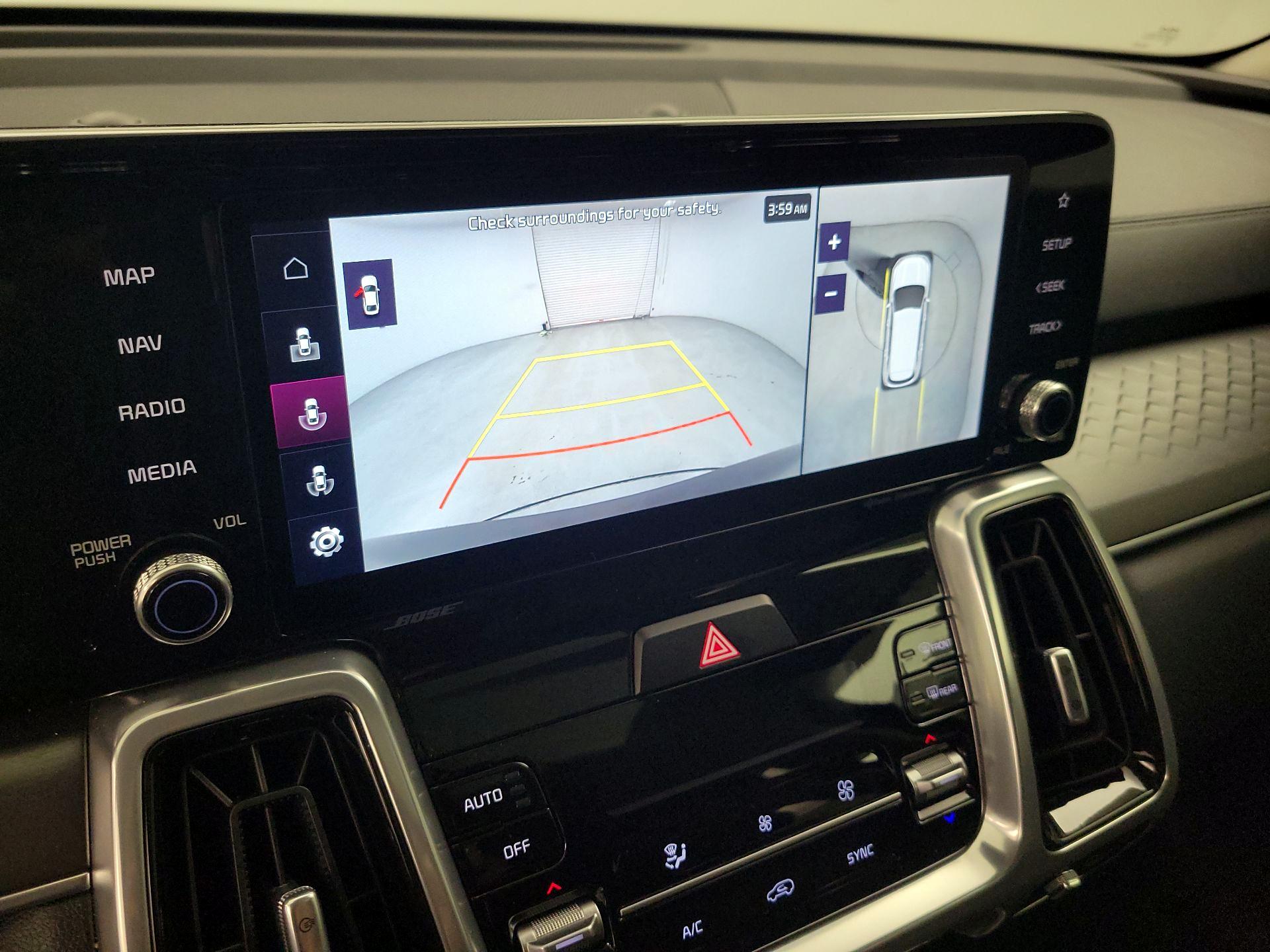 Thumbnail: 2023 Kia Sorento - 15