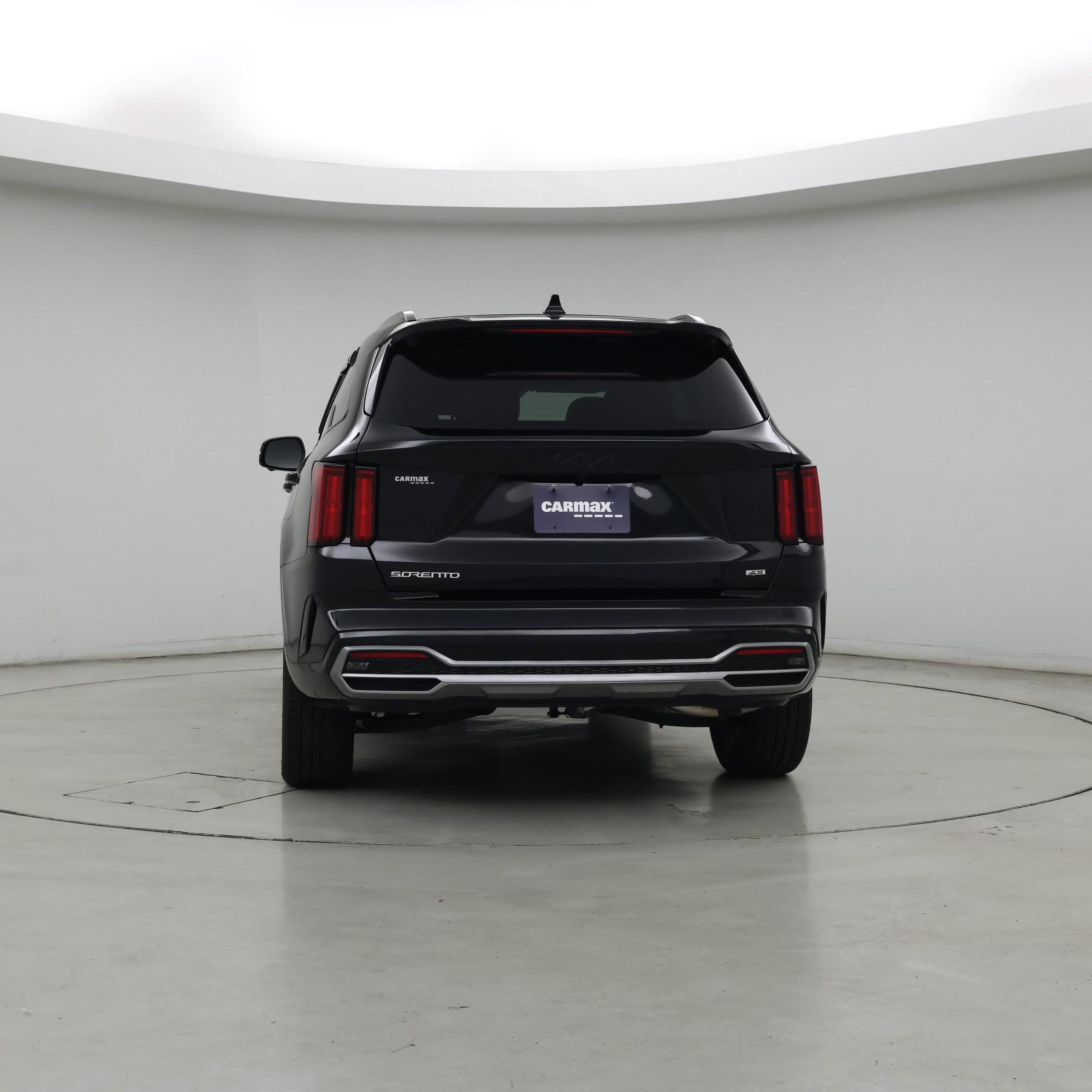 Thumbnail: 2023 Kia Sorento - 6