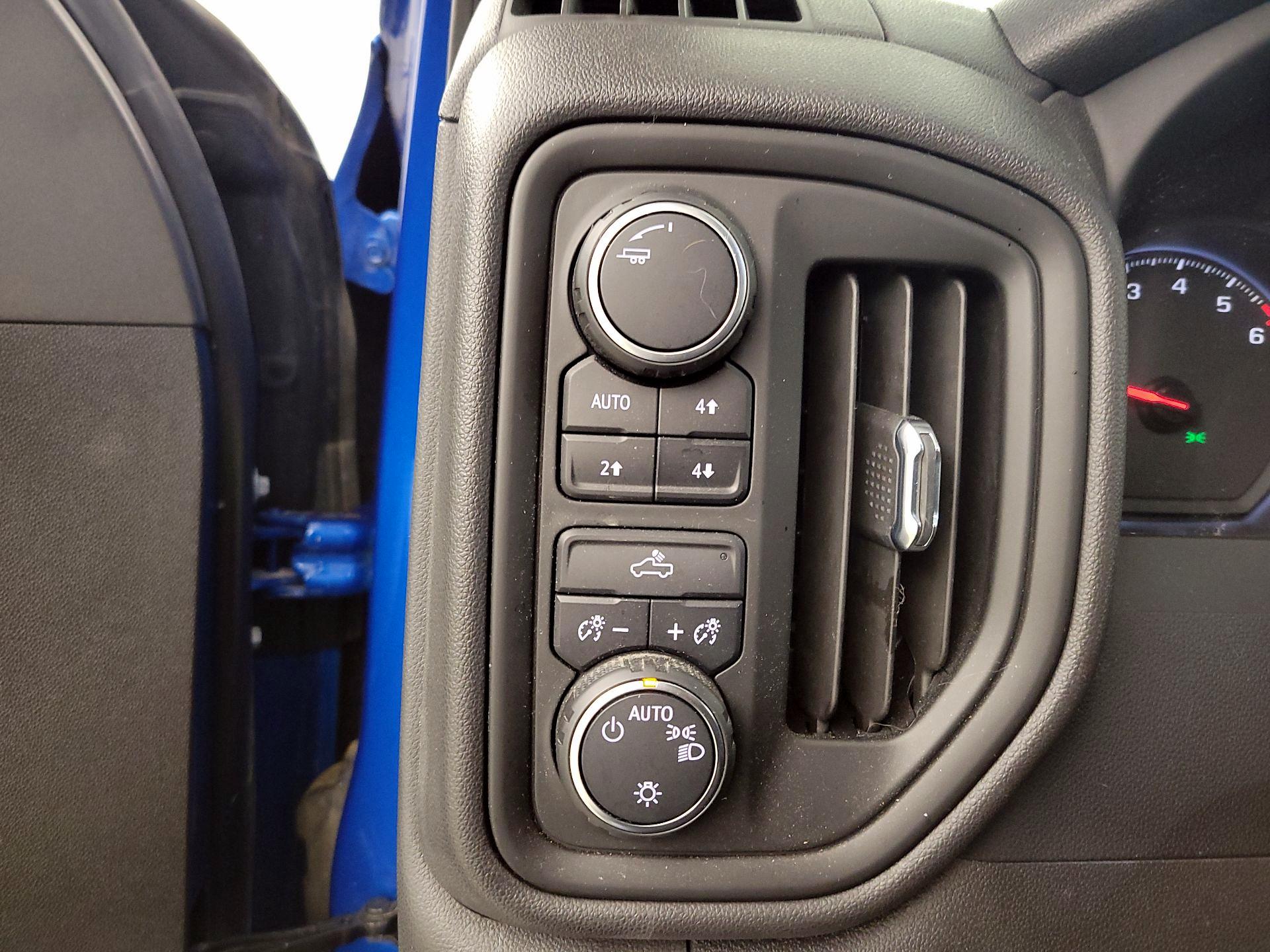 Thumbnail: 2022 Chevrolet Silverado 1500 - 13