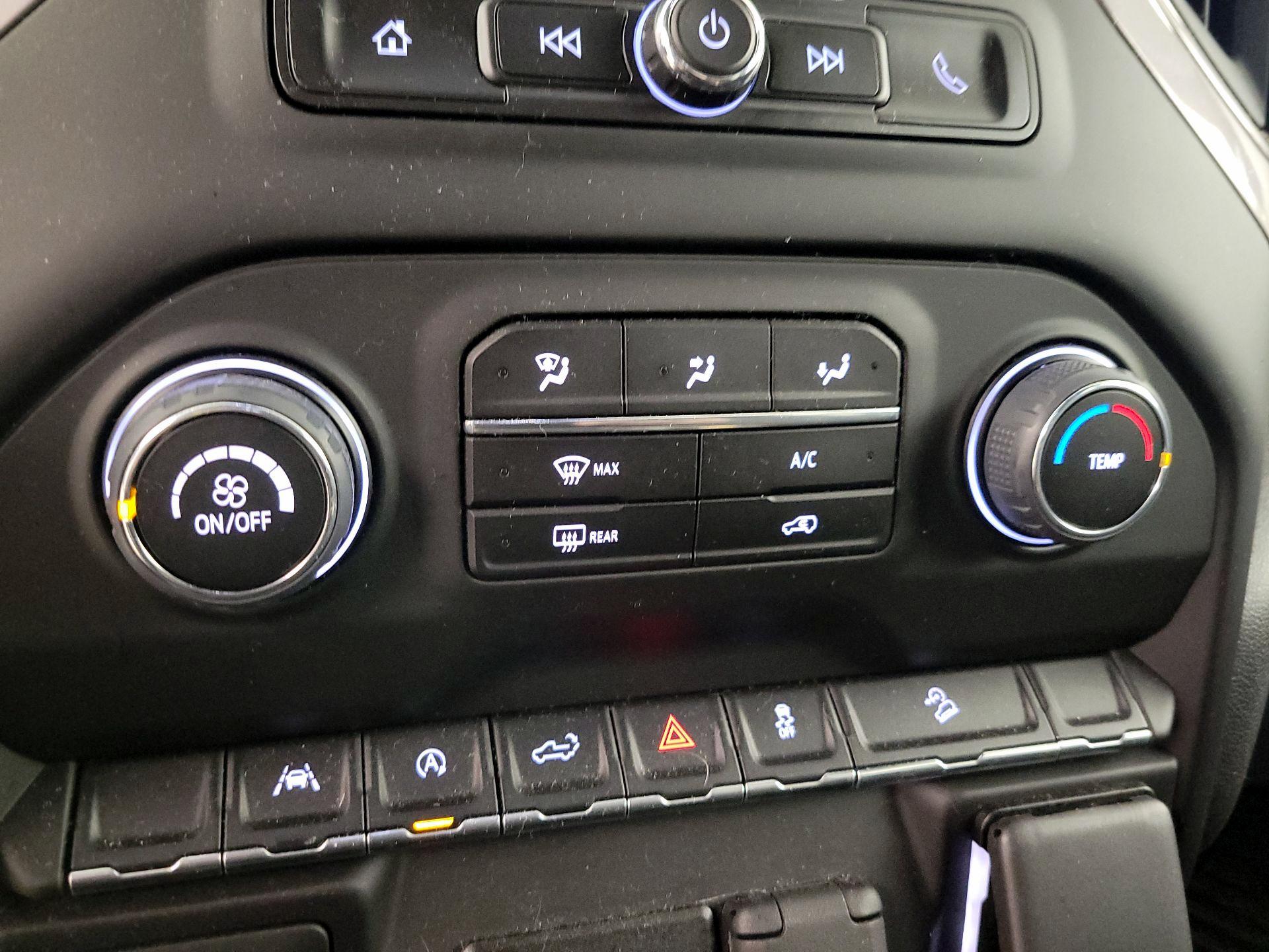 Thumbnail: 2022 Chevrolet Silverado 1500 - 16