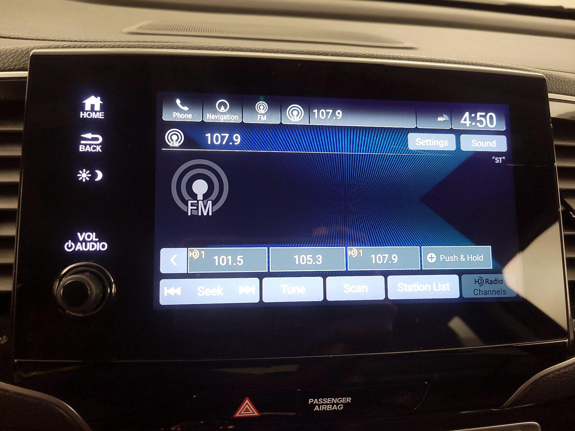 Thumbnail: 2019 Honda Pilot - 16