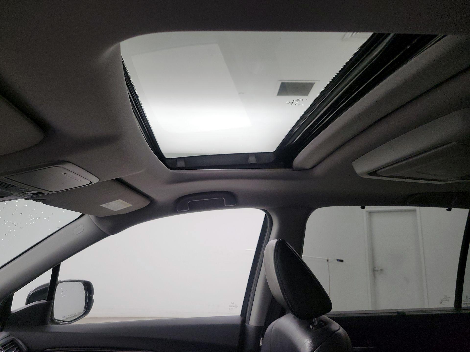 Thumbnail: 2019 Honda Pilot - 20