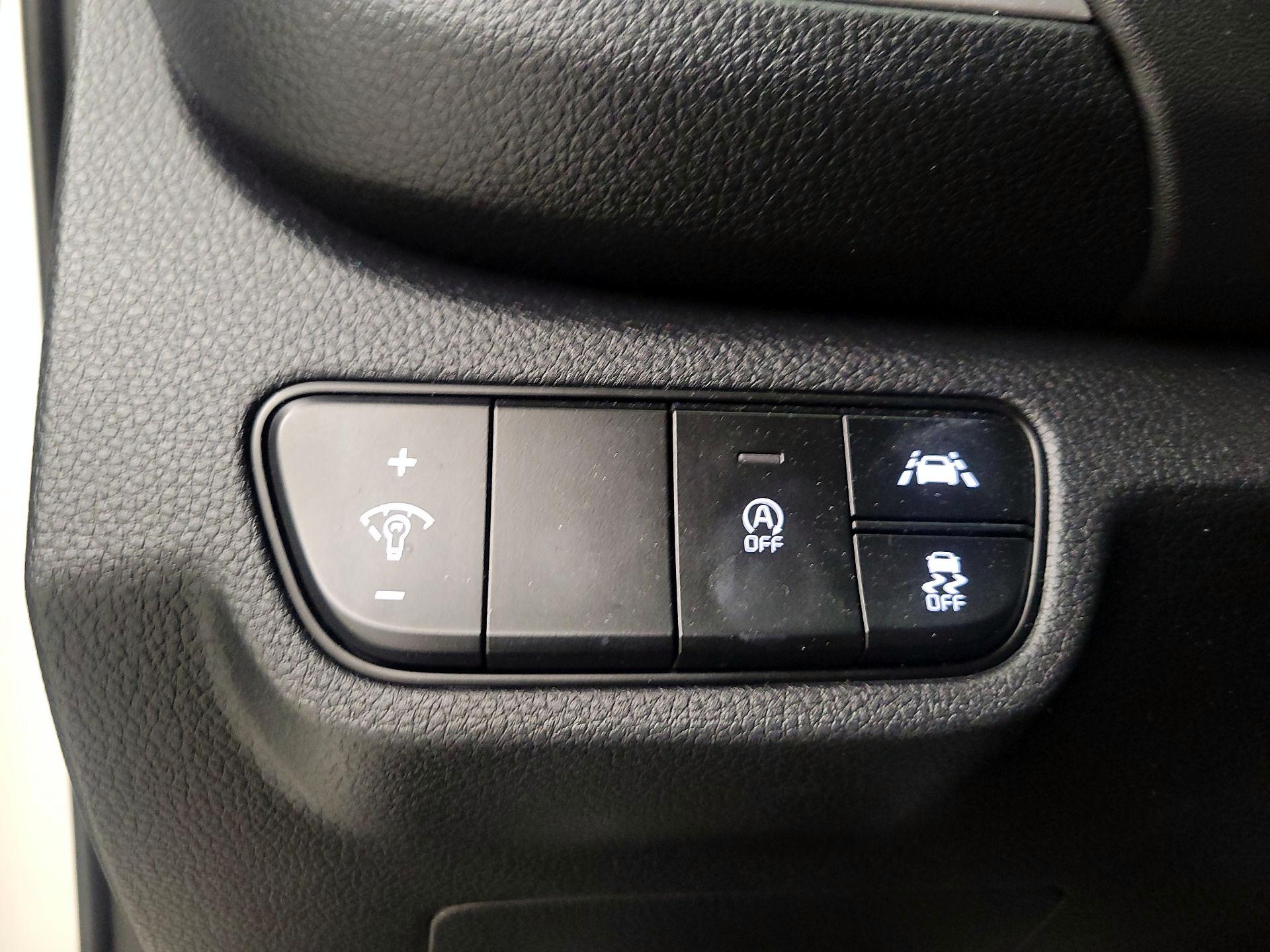 Thumbnail: 2021 Kia Seltos - 13