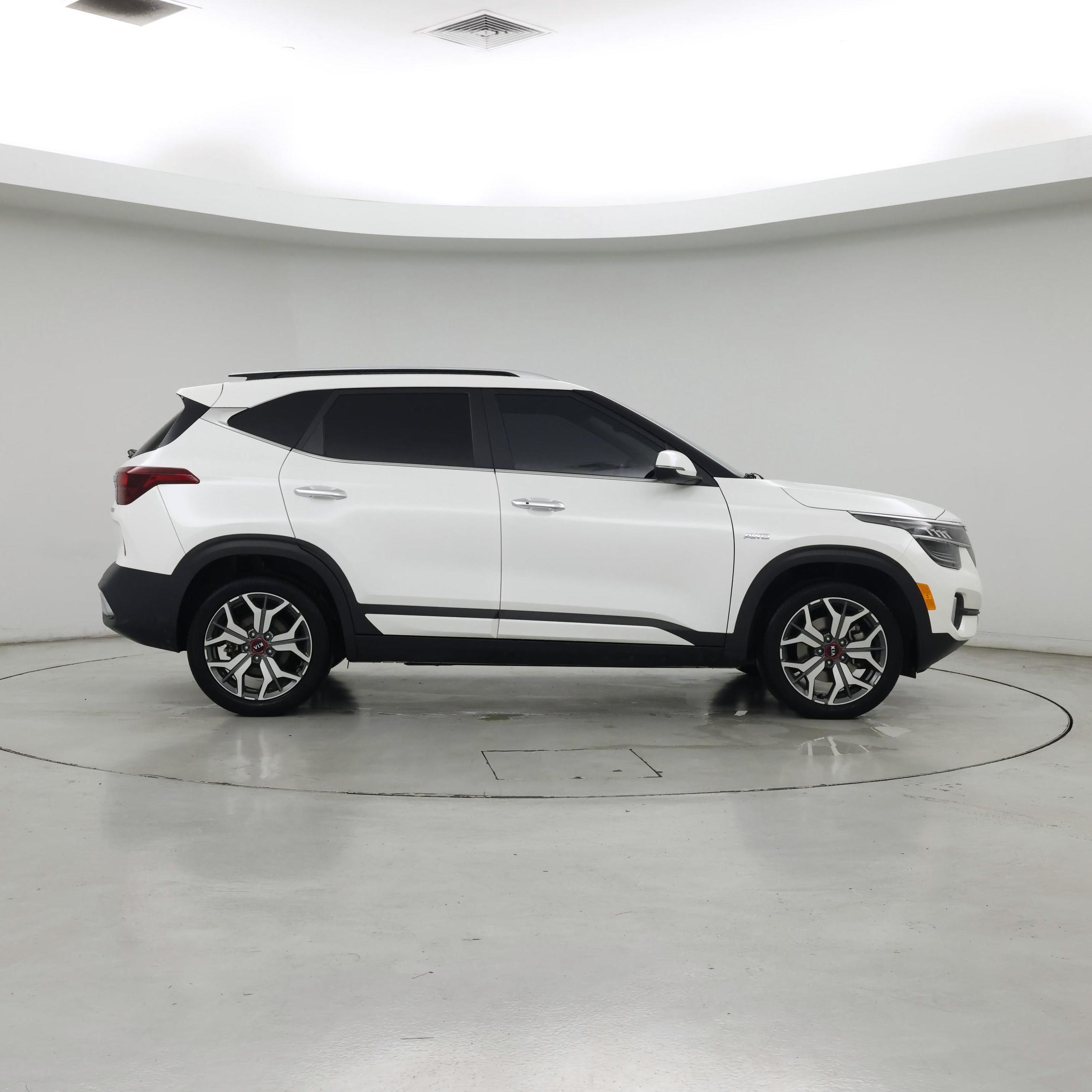 Thumbnail: 2021 Kia Seltos - 7