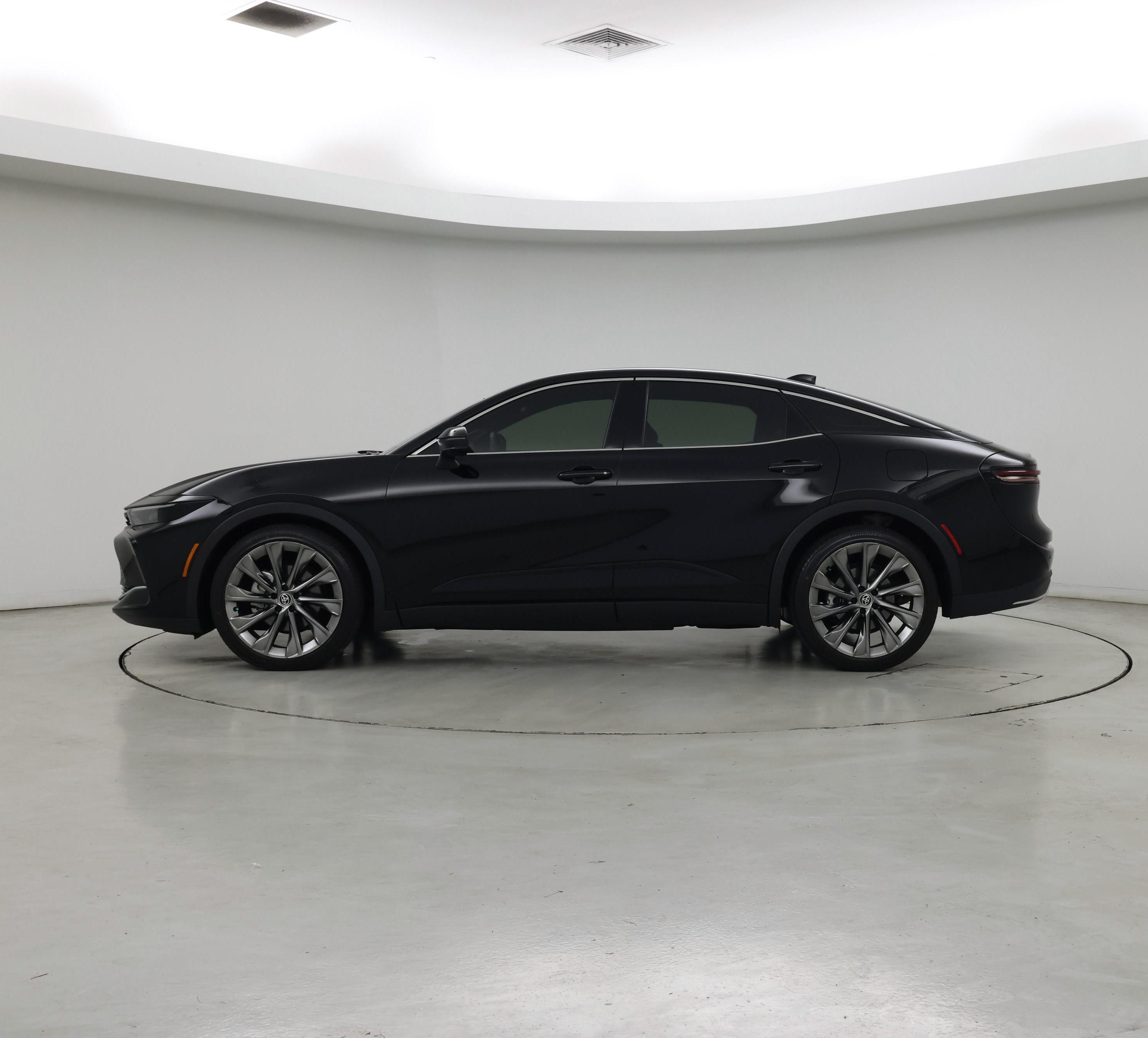 Thumbnail: 2023 Toyota Crown - 3