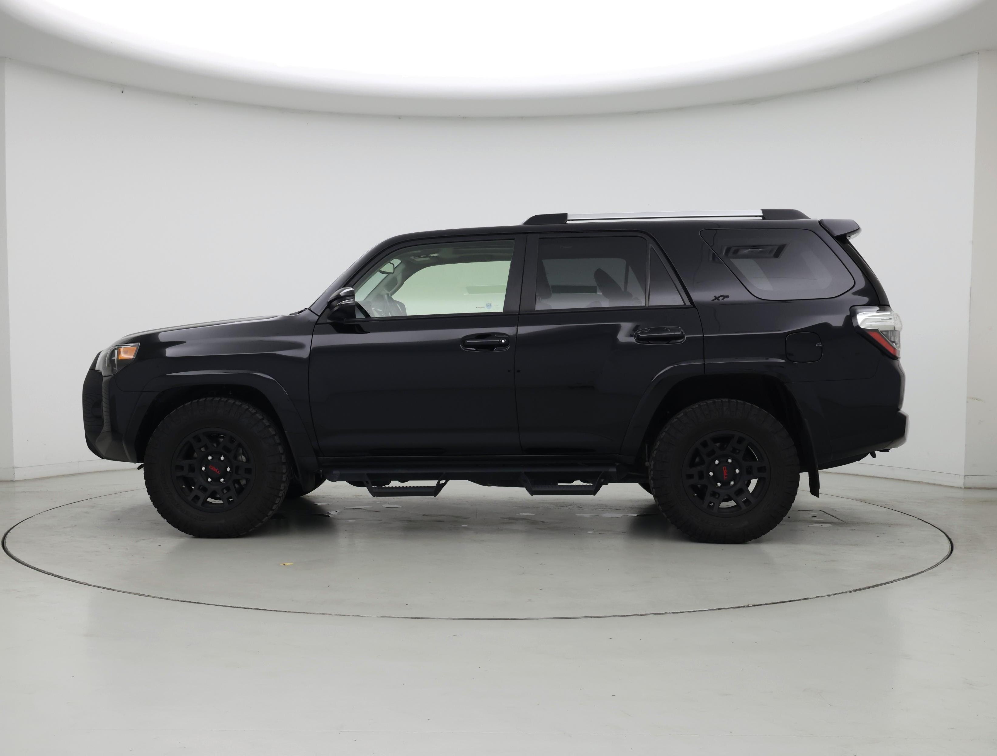Thumbnail: 2023 Toyota 4Runner - 3
