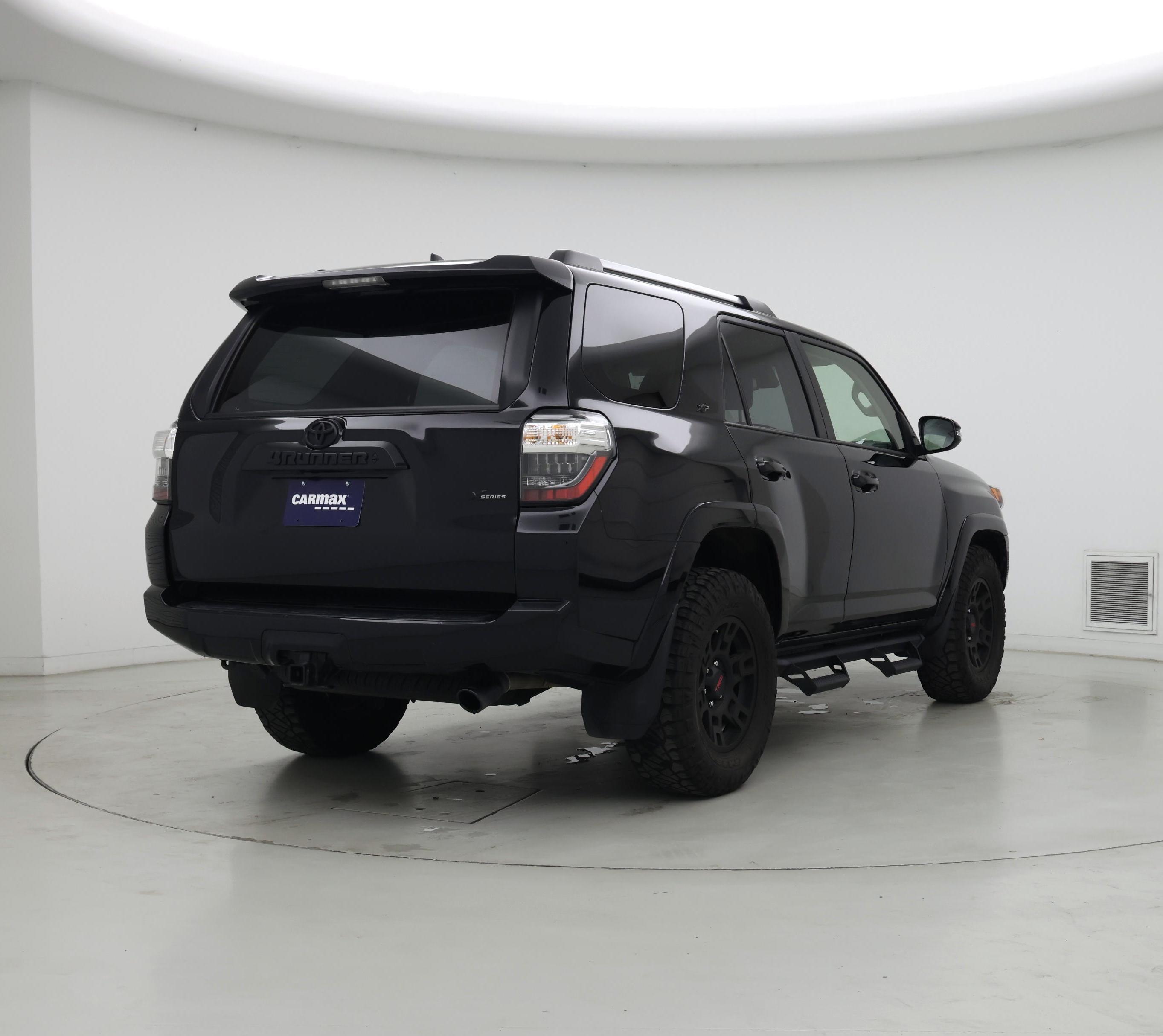 Thumbnail: 2023 Toyota 4Runner - 8