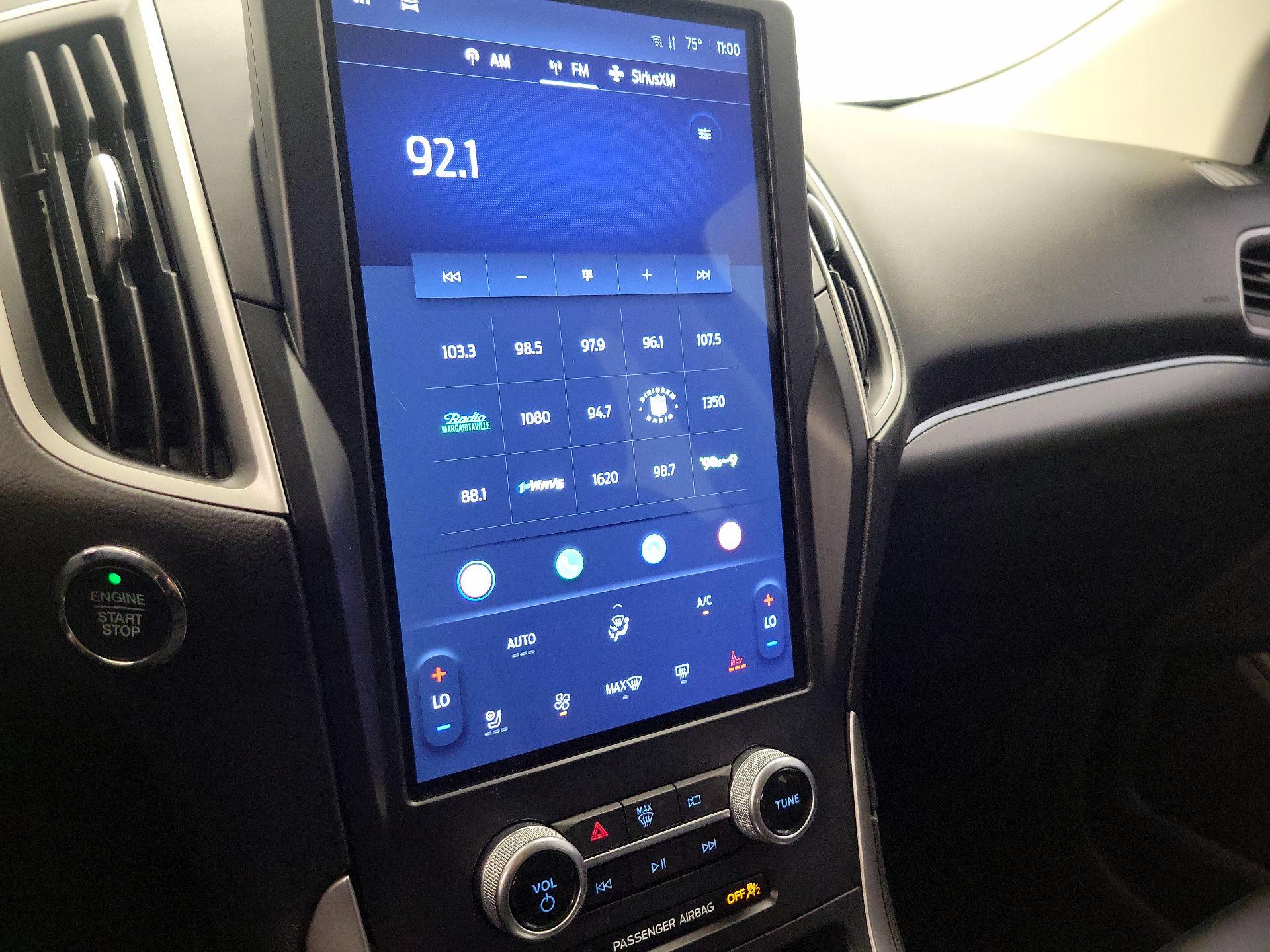 Thumbnail: 2022 Ford Edge - 16