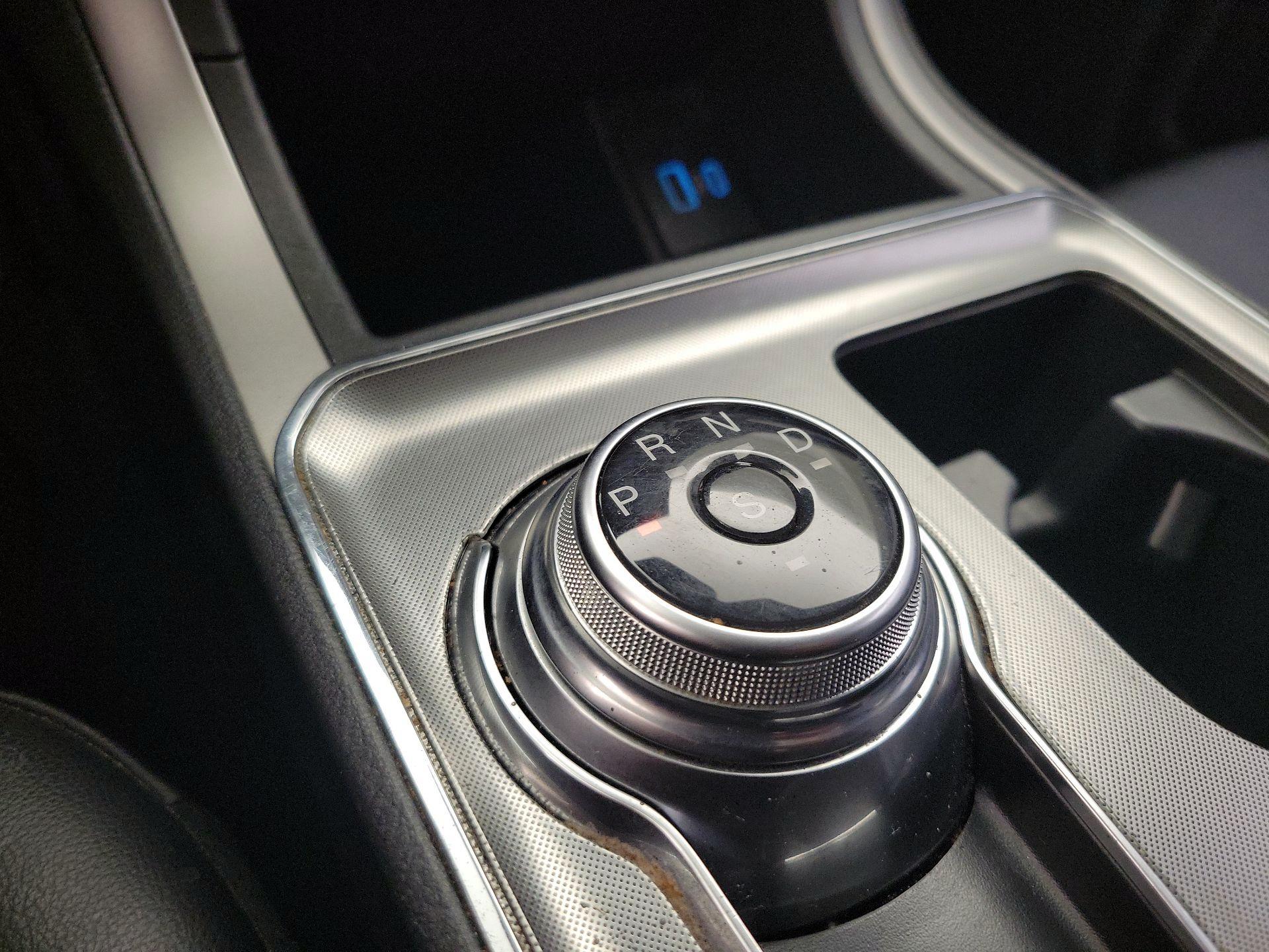 Thumbnail: 2022 Ford Edge - 18