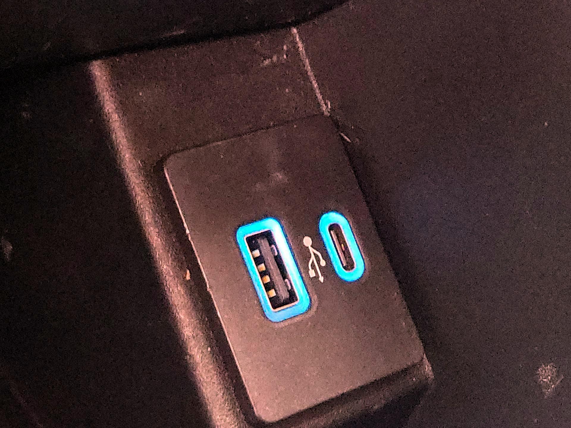 Thumbnail: 2022 Ford Edge - 19