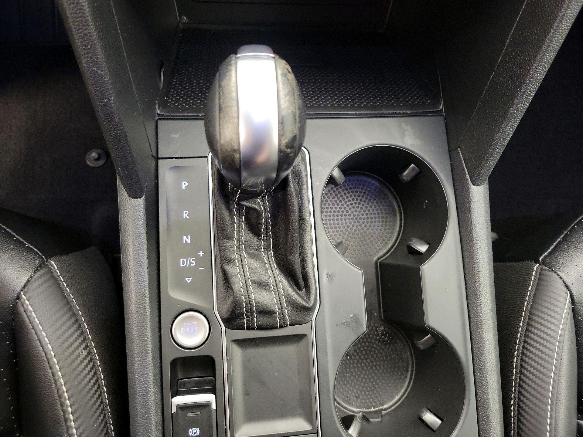 Thumbnail: 2021 Volkswagen Atlas - 17