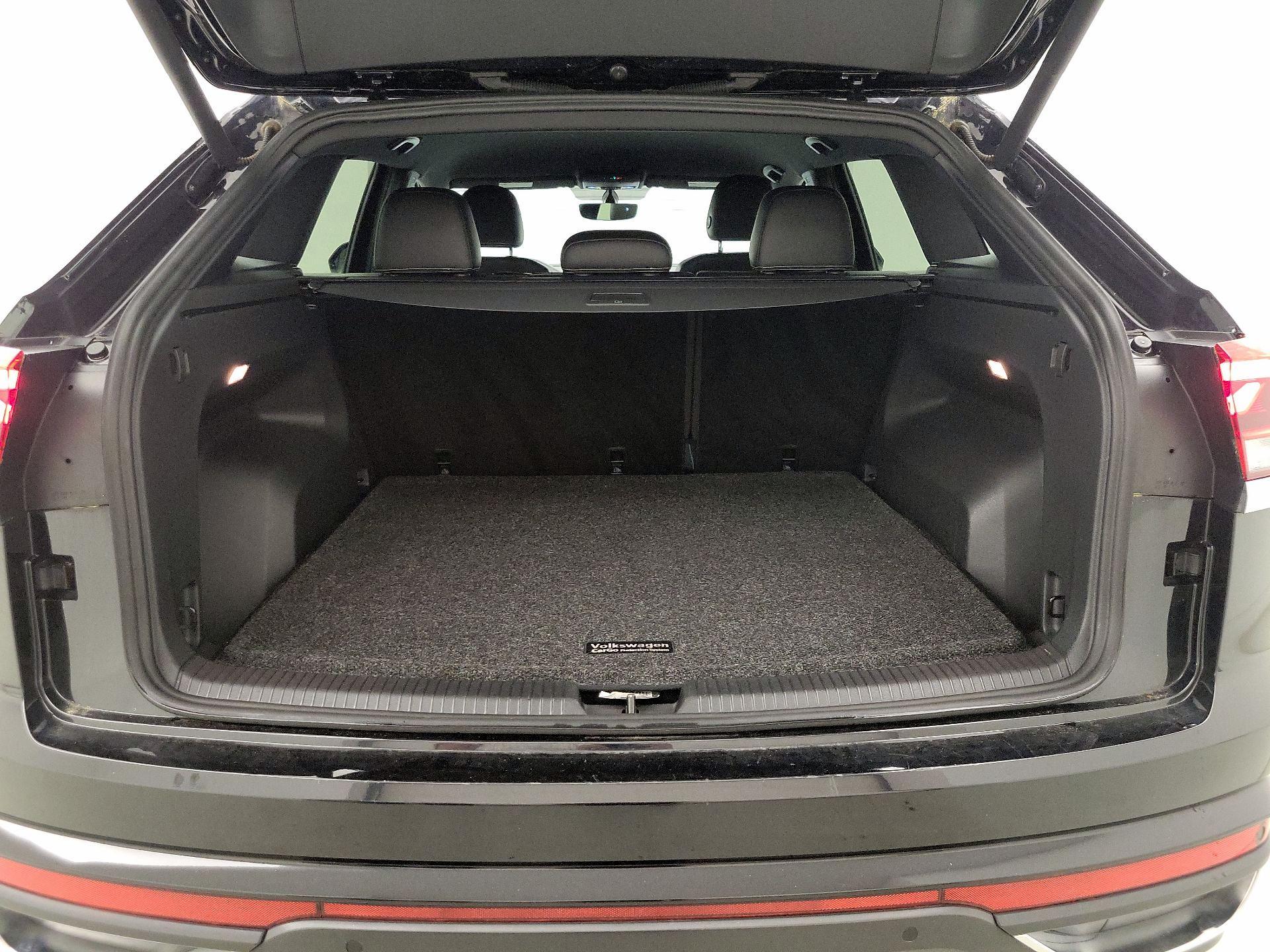 Thumbnail: 2021 Volkswagen Atlas - 20