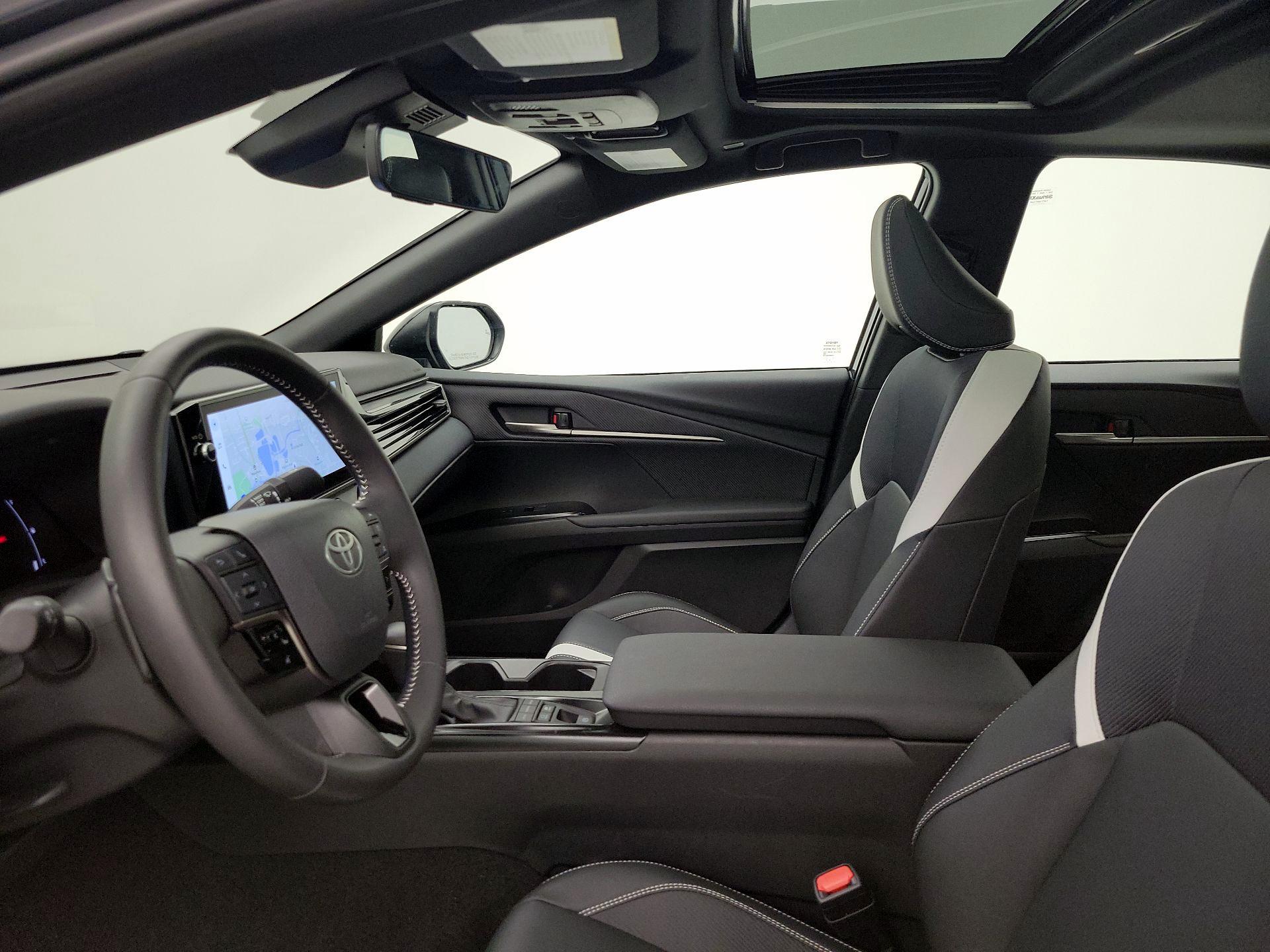 Thumbnail: 2025 Toyota Camry - 20