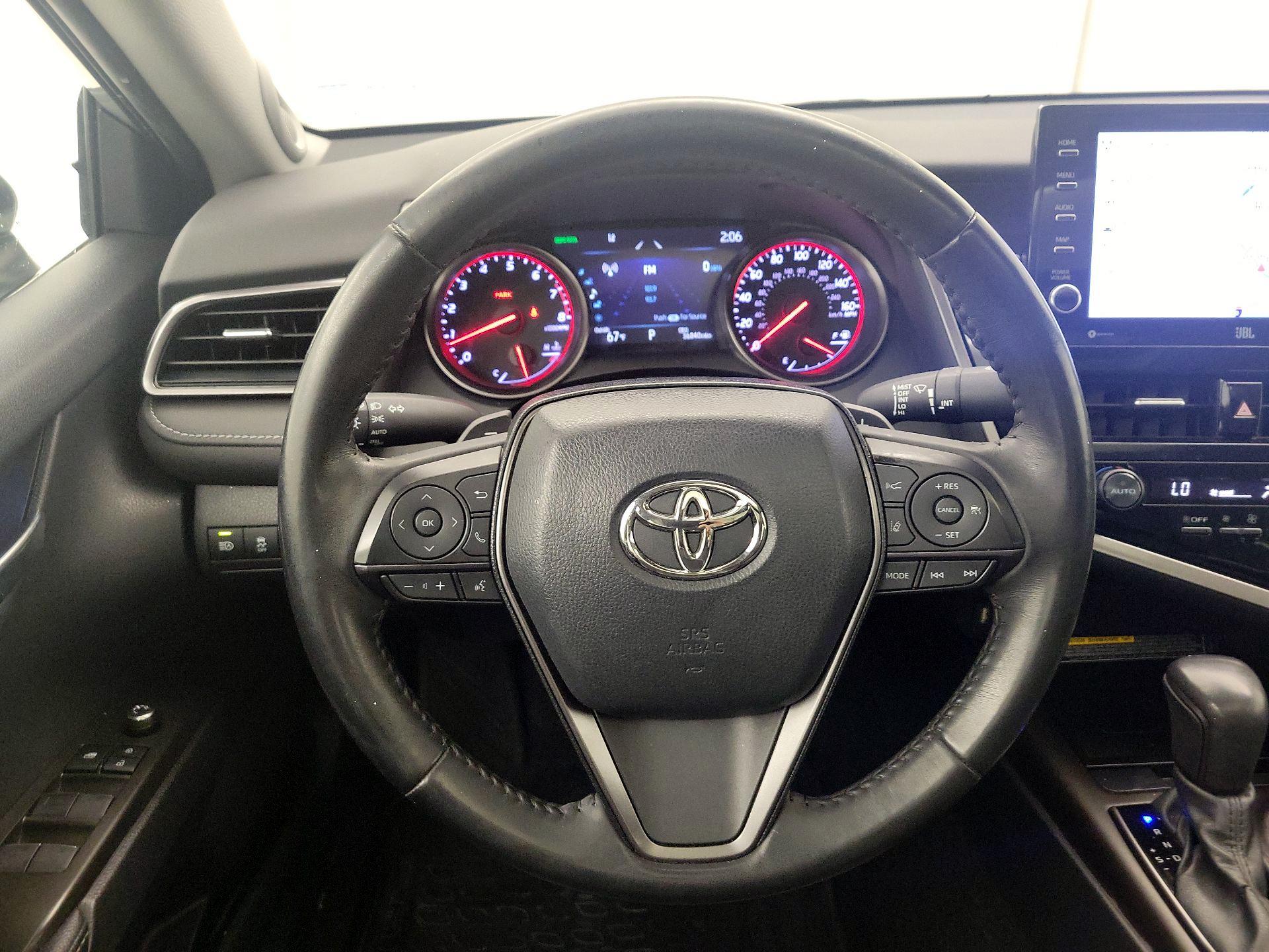 Thumbnail: 2021 Toyota Camry - 10