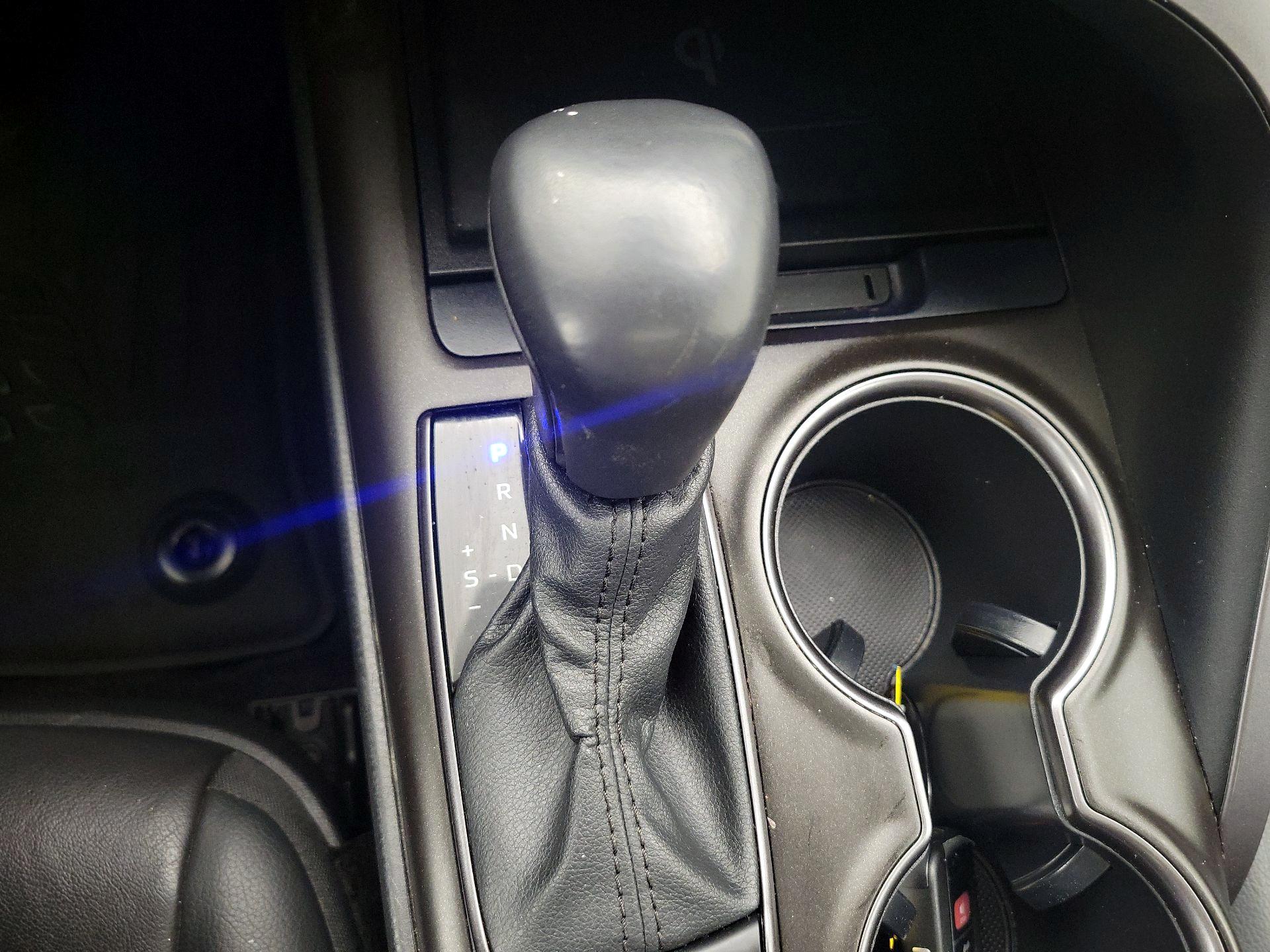 Thumbnail: 2021 Toyota Camry - 17