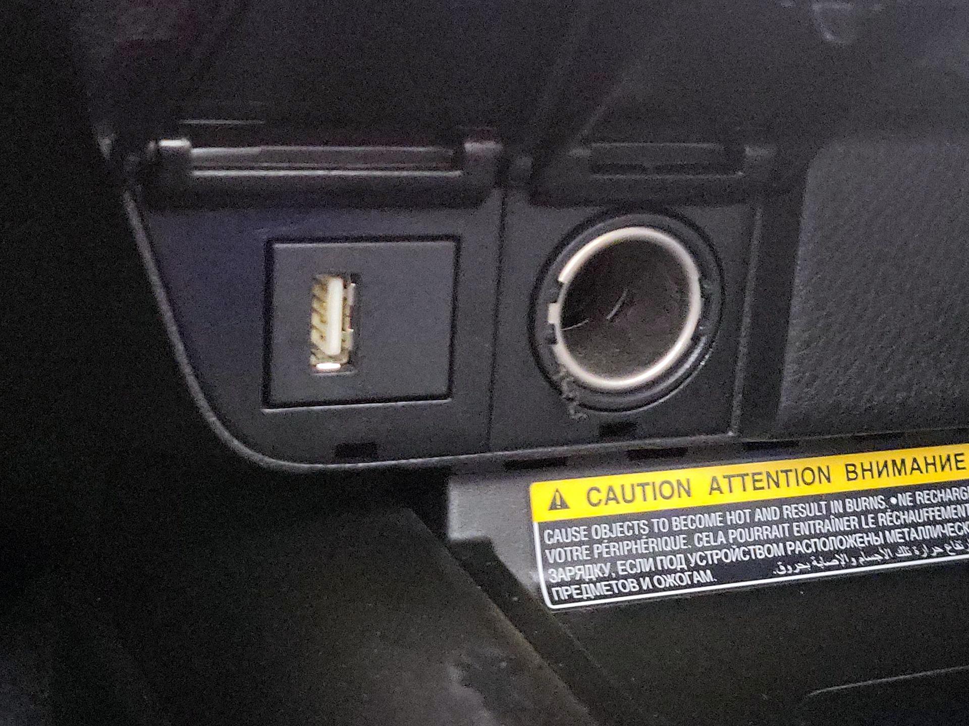 Thumbnail: 2021 Toyota Camry - 18