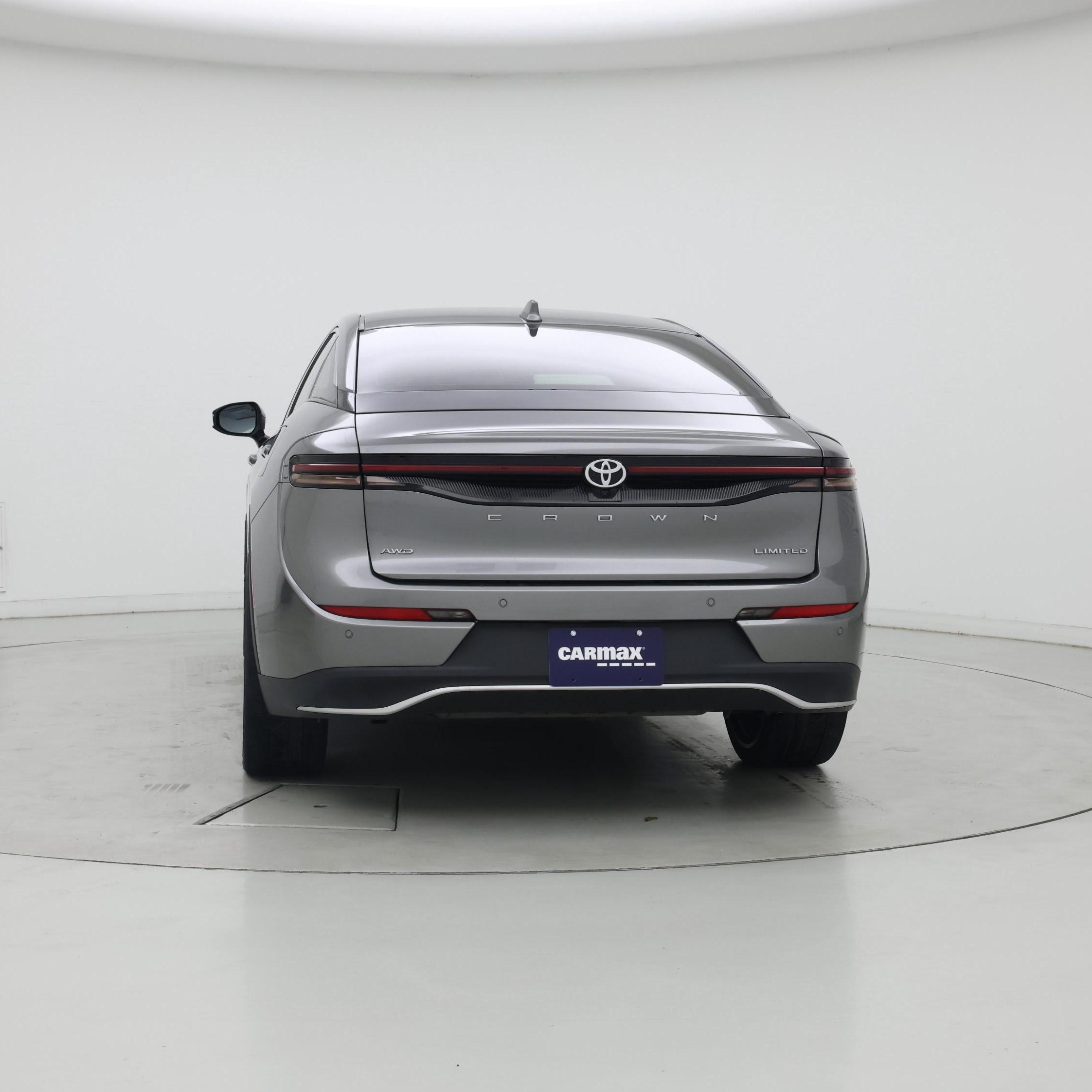 Thumbnail: 2023 Toyota Crown - 6