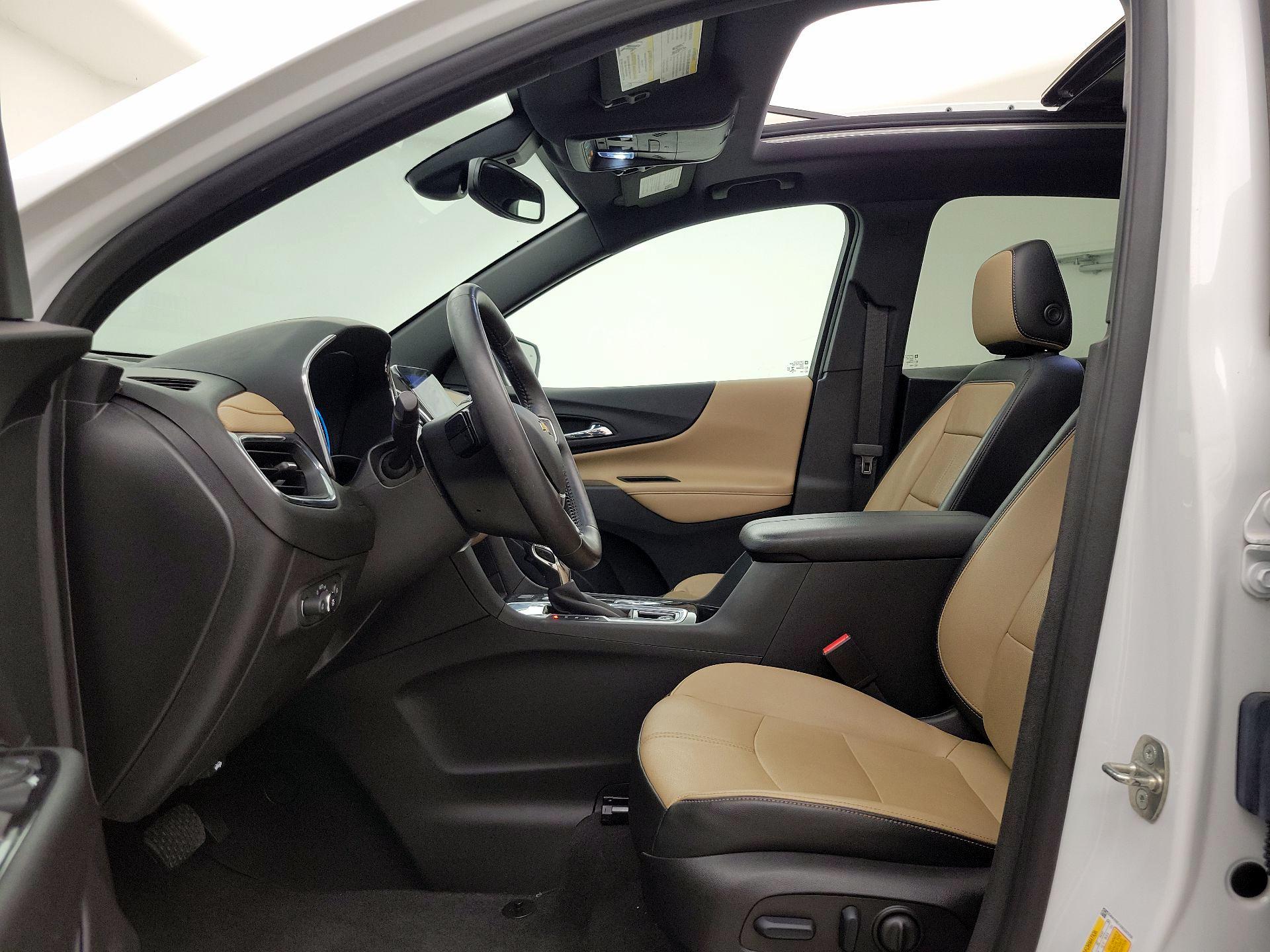 Thumbnail: 2022 Chevrolet Equinox - 11