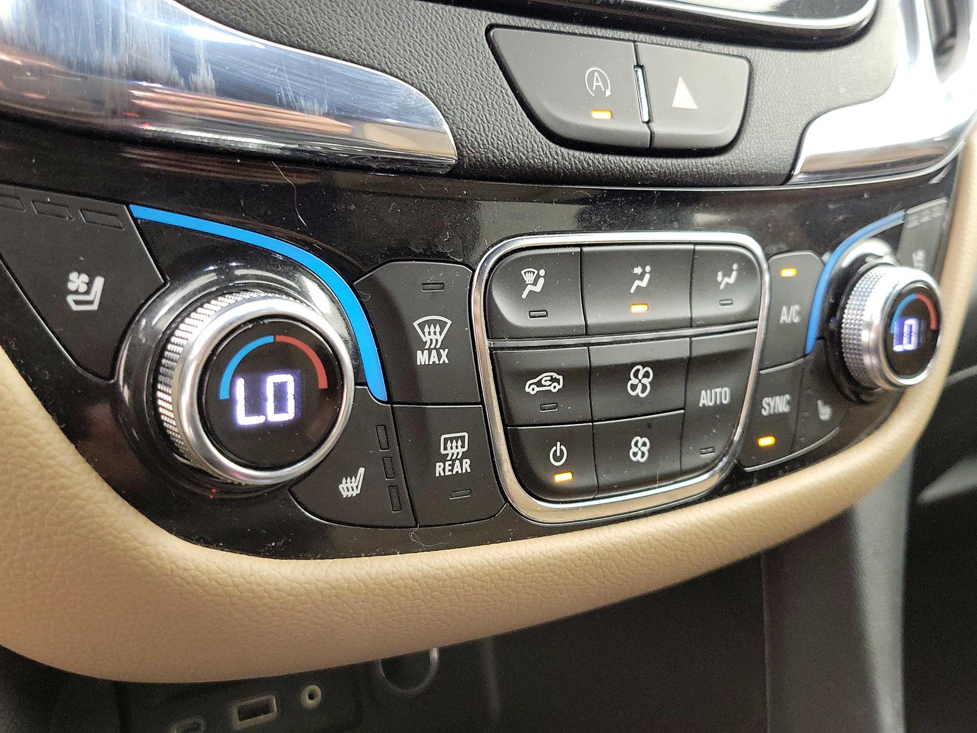 Thumbnail: 2022 Chevrolet Equinox - 16