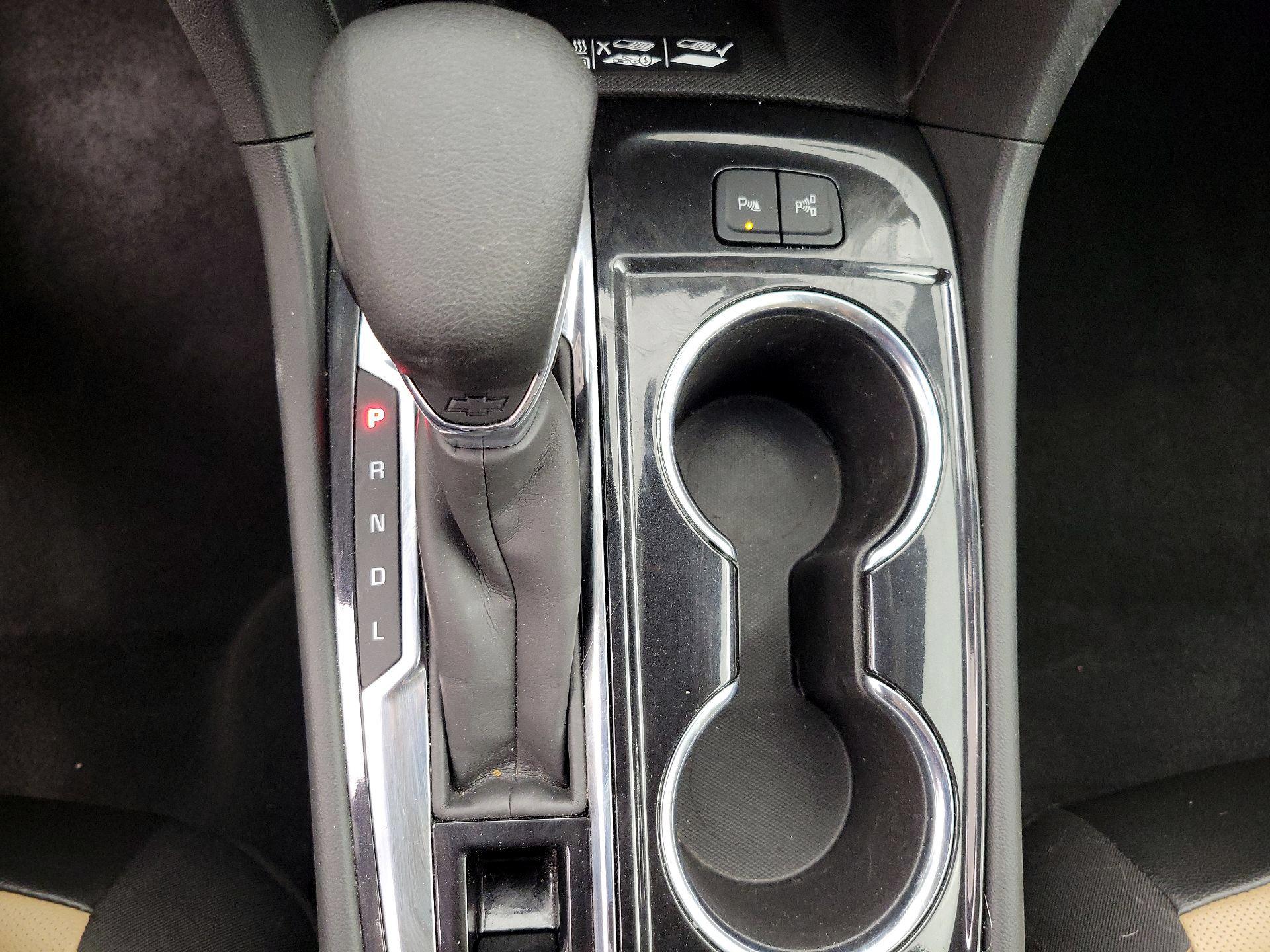 Thumbnail: 2022 Chevrolet Equinox - 17