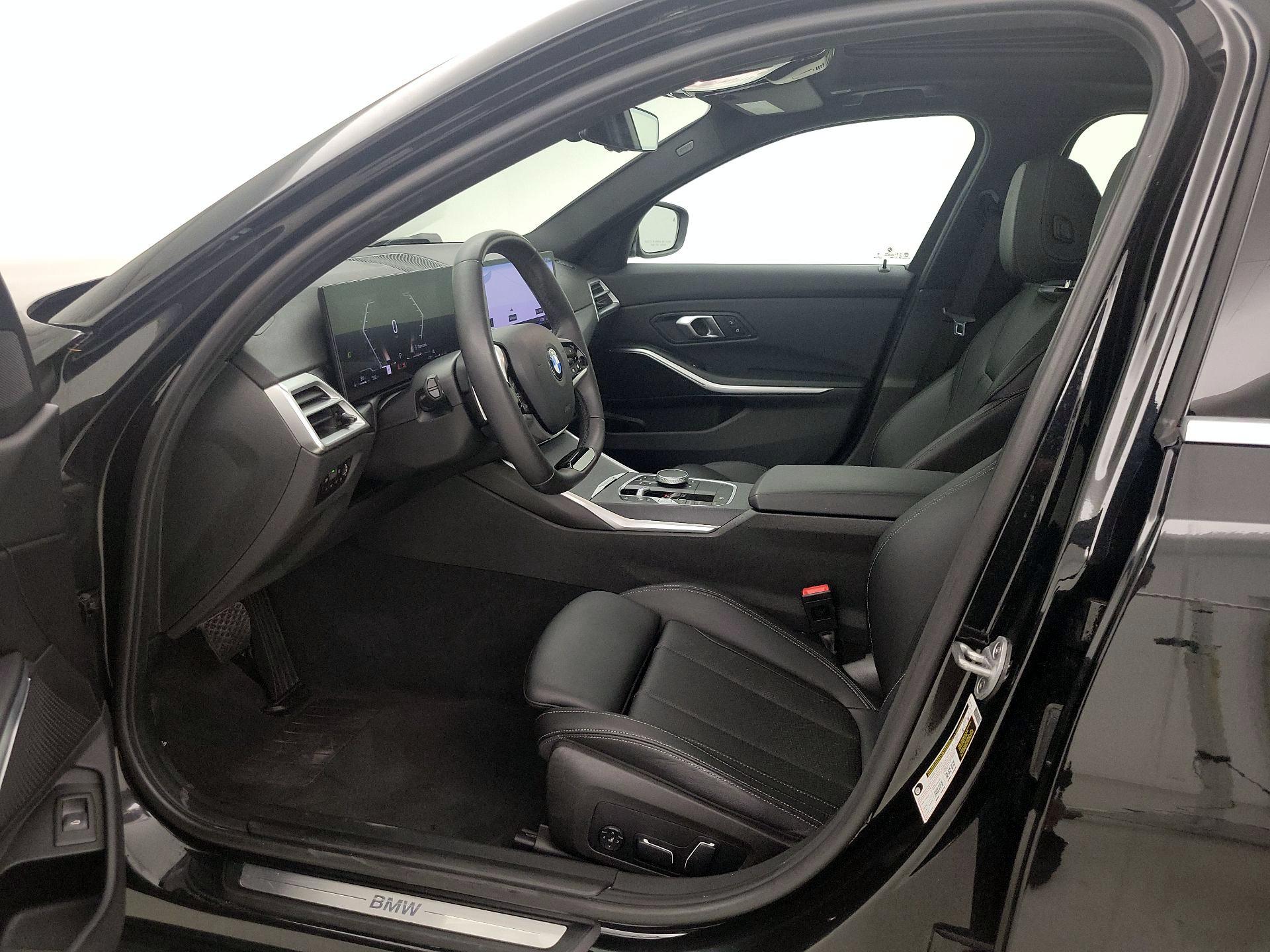 Thumbnail: 2025 BMW 3 Series - 11