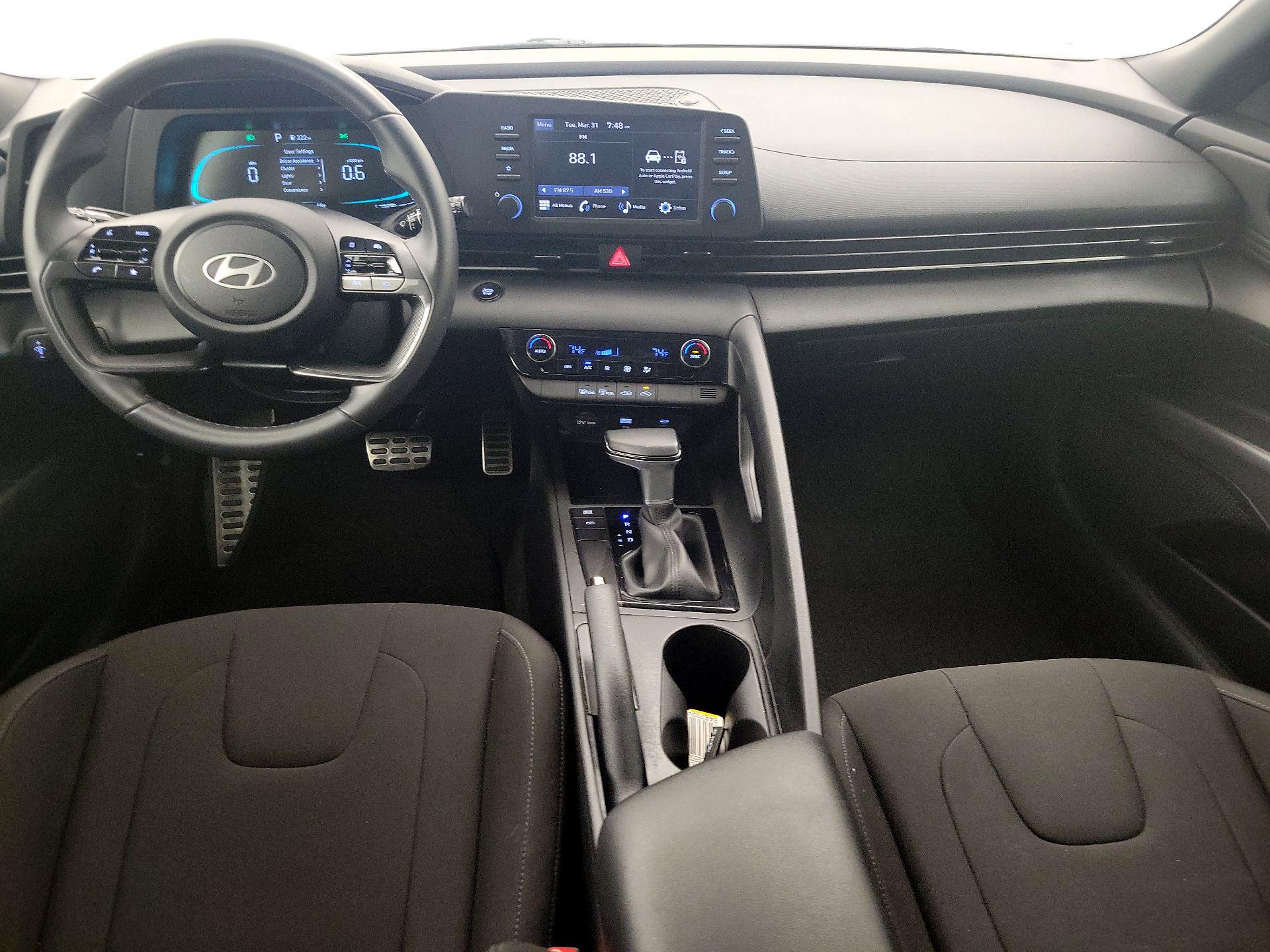 Thumbnail: 2025 Hyundai Elantra - 9