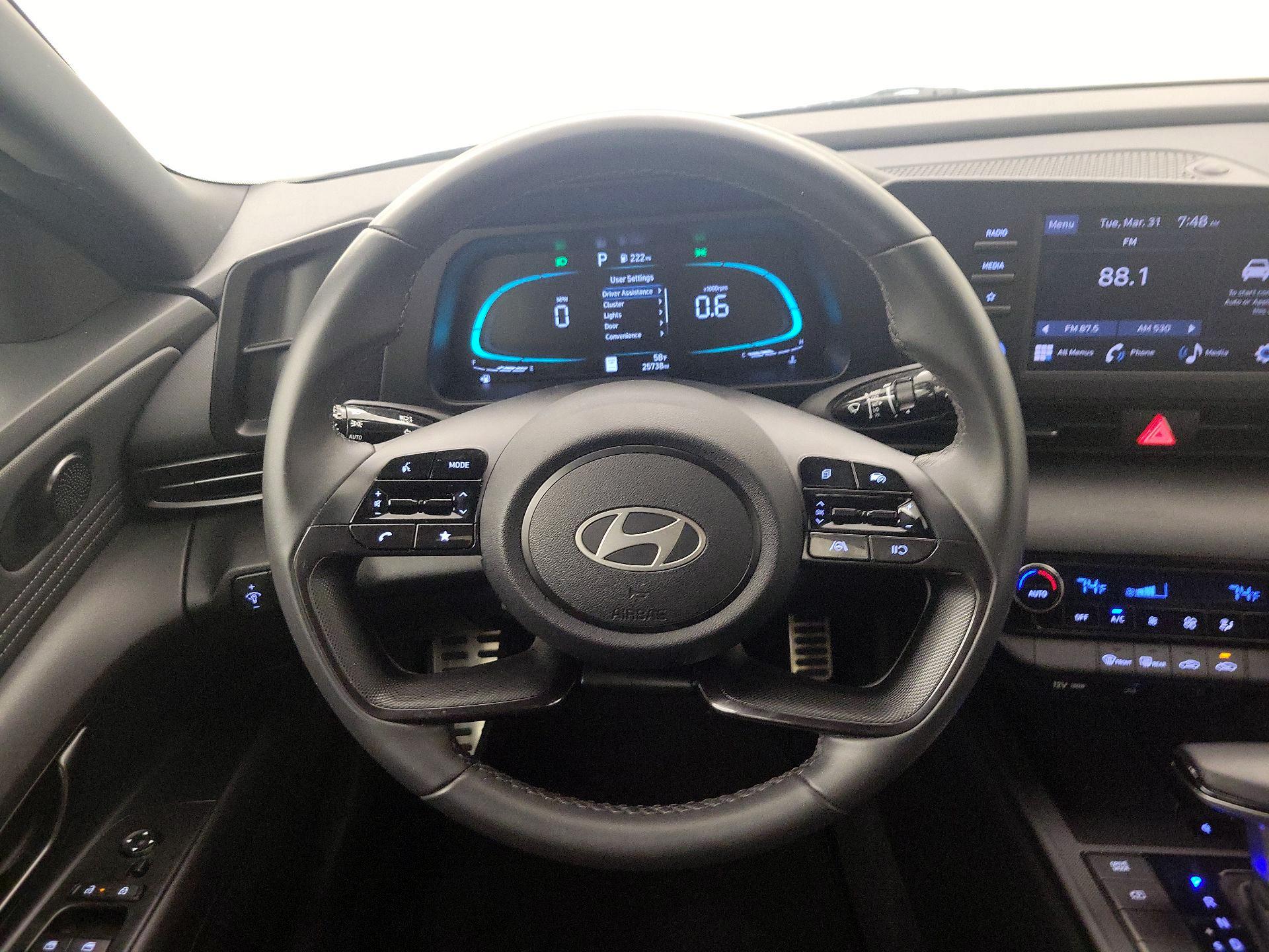 Thumbnail: 2025 Hyundai Elantra - 10