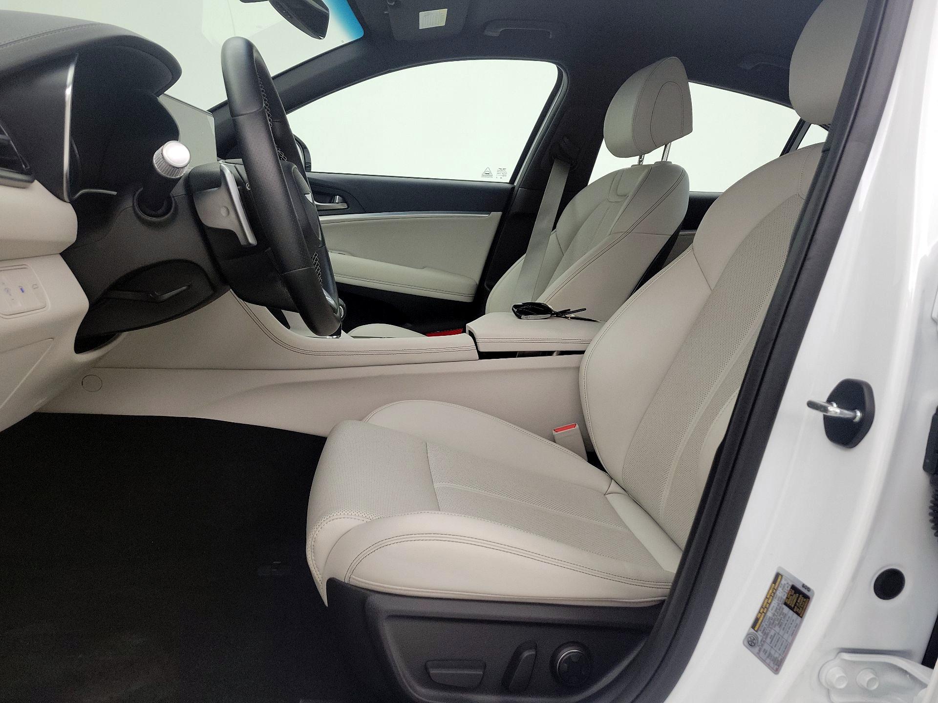 Thumbnail: 2025 Genesis G70 - 11