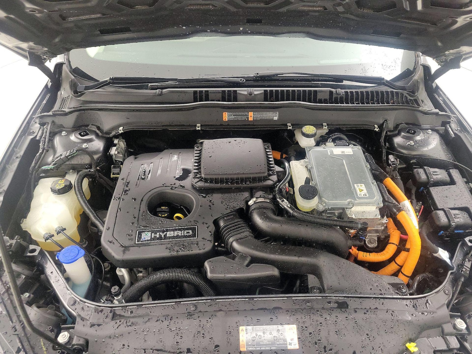 2020 Ford Fusion Hybrid SE - Photo 24