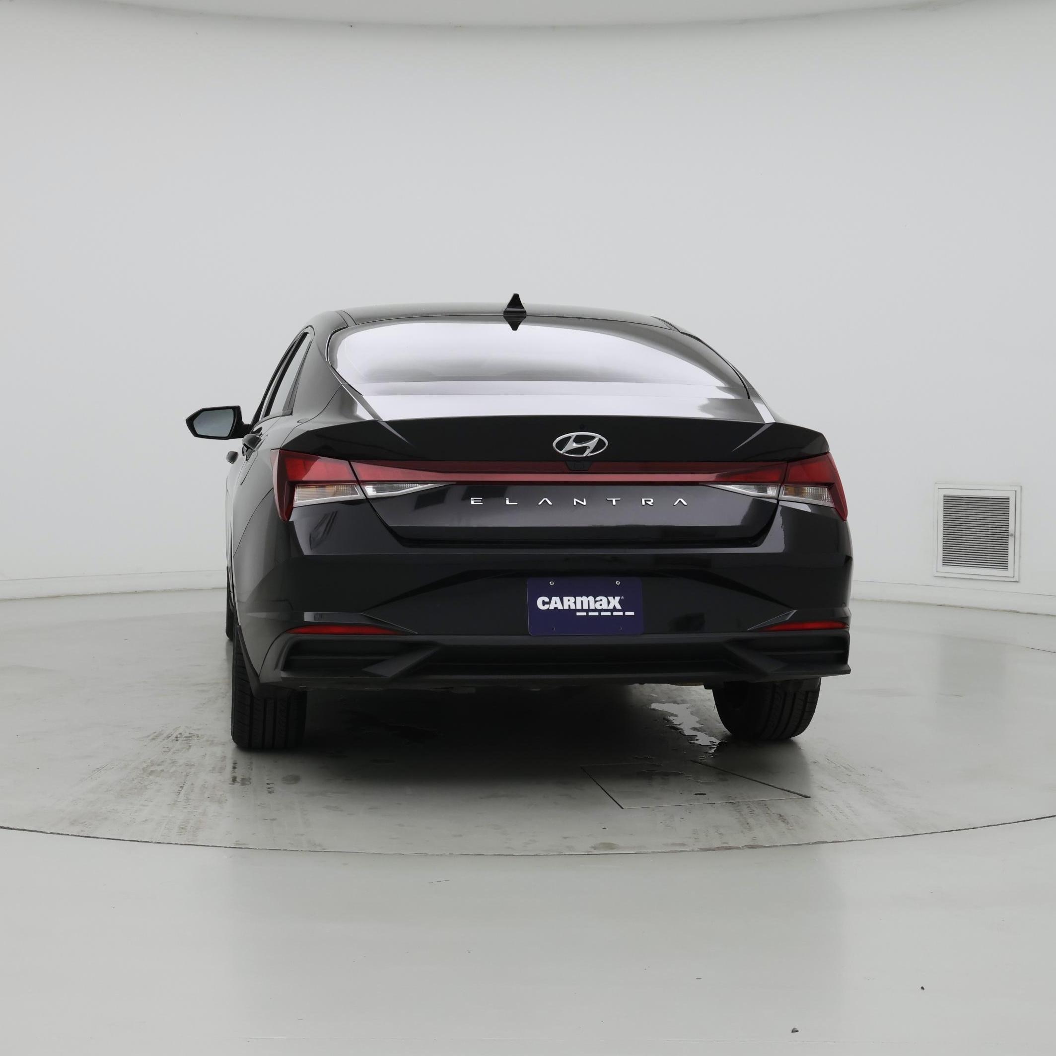 Thumbnail: 2023 Hyundai Elantra - 6