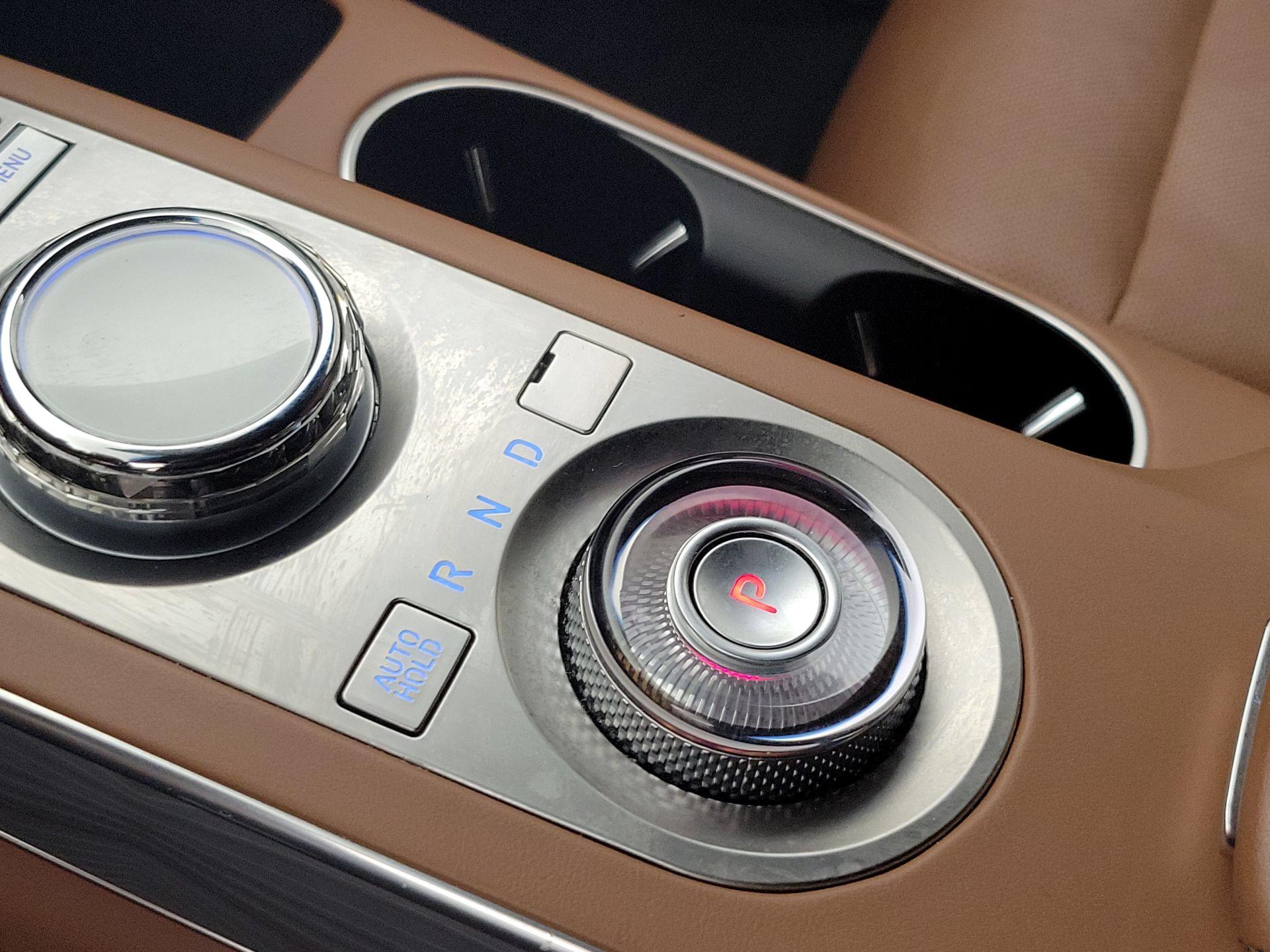 Thumbnail: 2025 Genesis GV70 - 18
