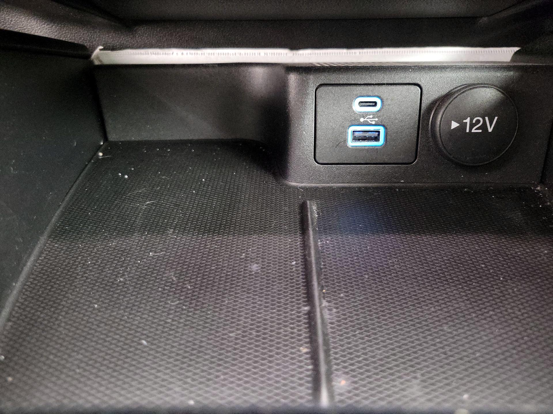 Thumbnail: 2022 Ford Escape - 19