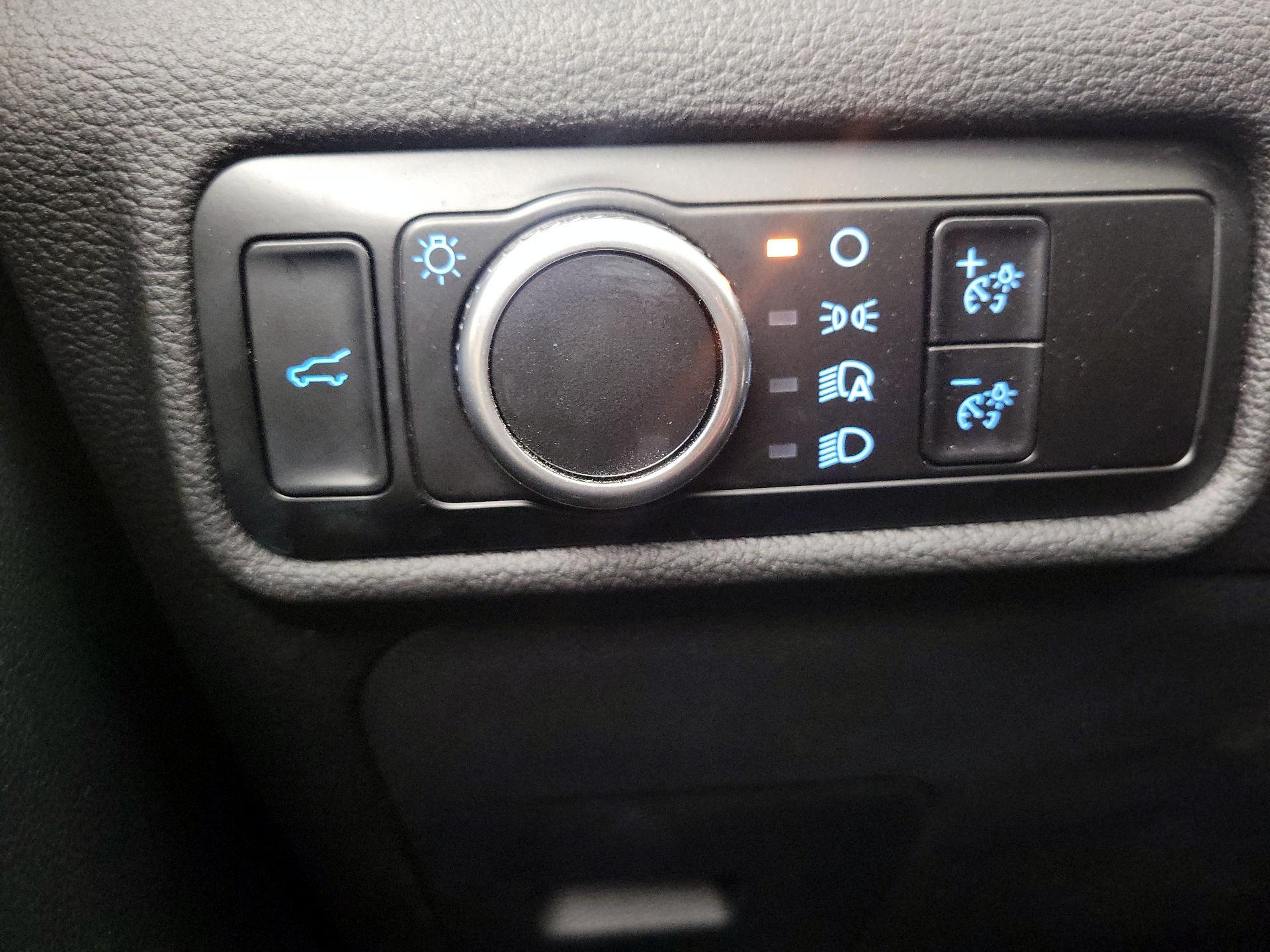 Thumbnail: 2024 Ford Explorer - 13