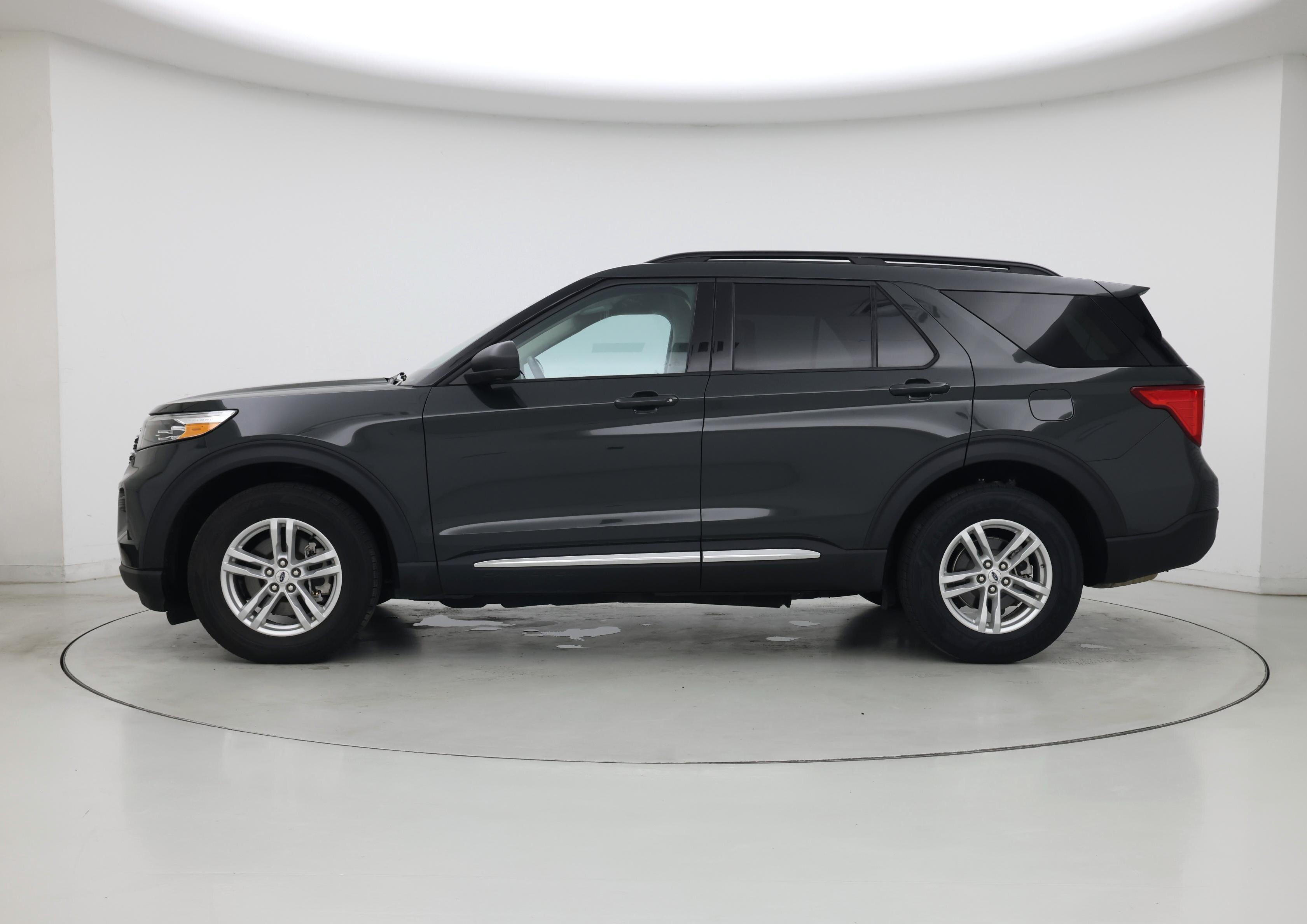 Thumbnail: 2024 Ford Explorer - 3