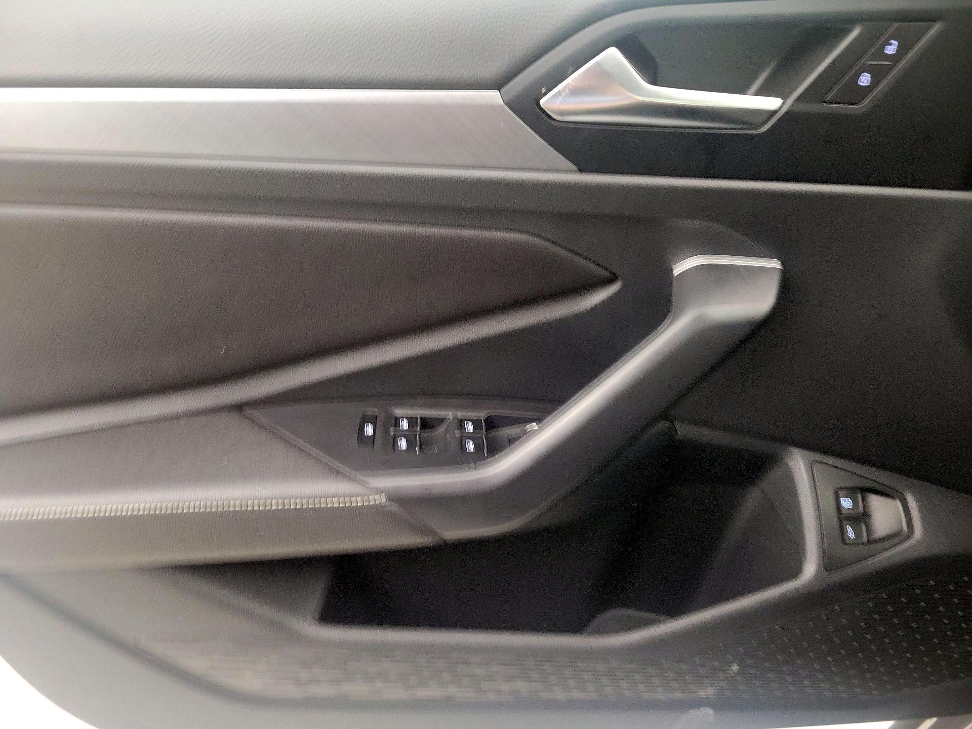 Thumbnail: 2024 Volkswagen Jetta - 12