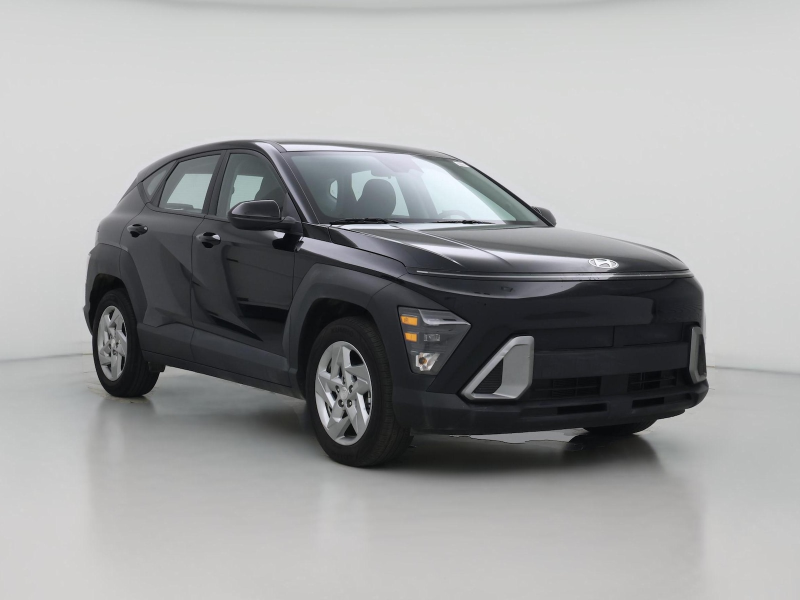 2025 Hyundai Kona SE - Photo 1
