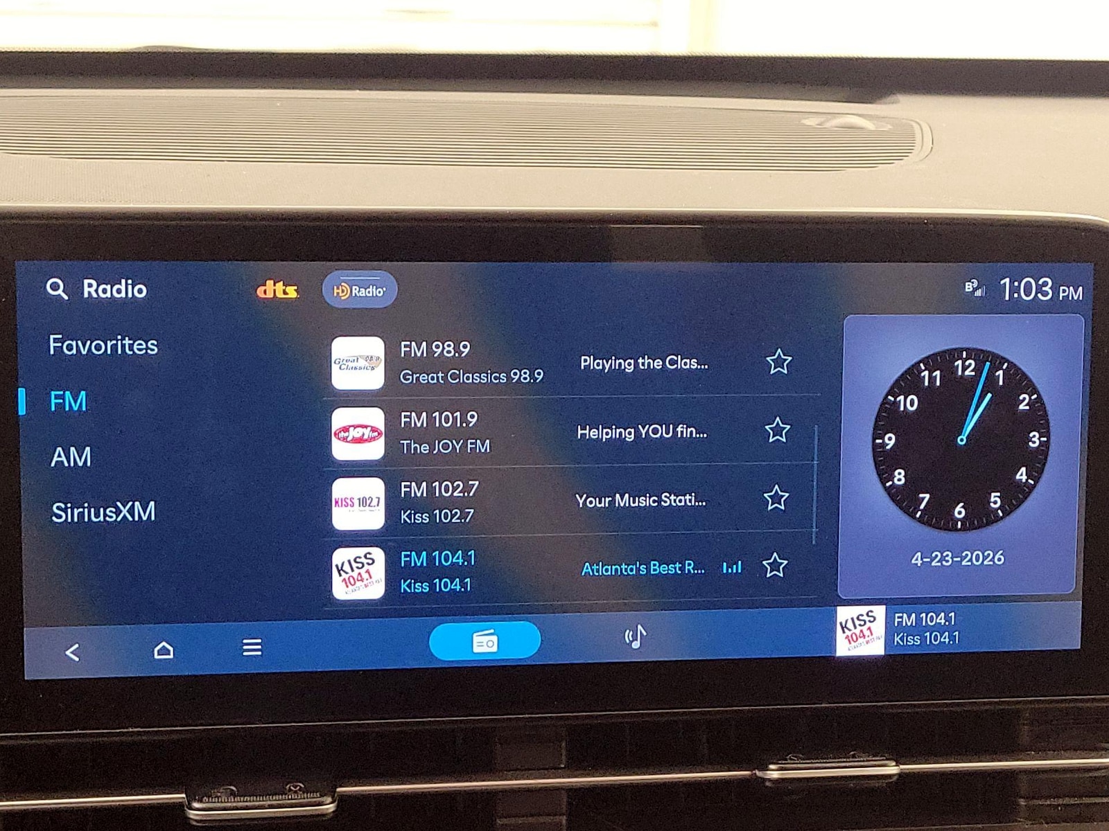2025 Hyundai Kona SE - Photo 16