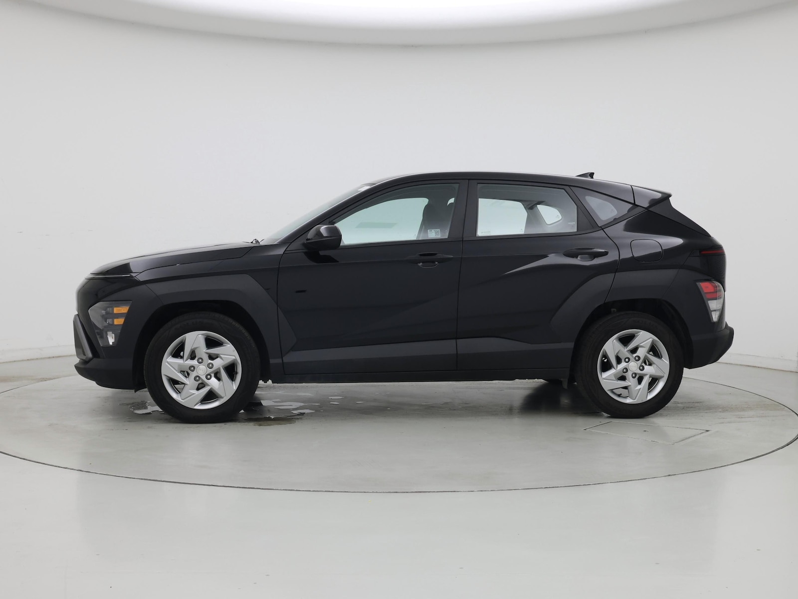 2025 Hyundai Kona SE - Photo 4