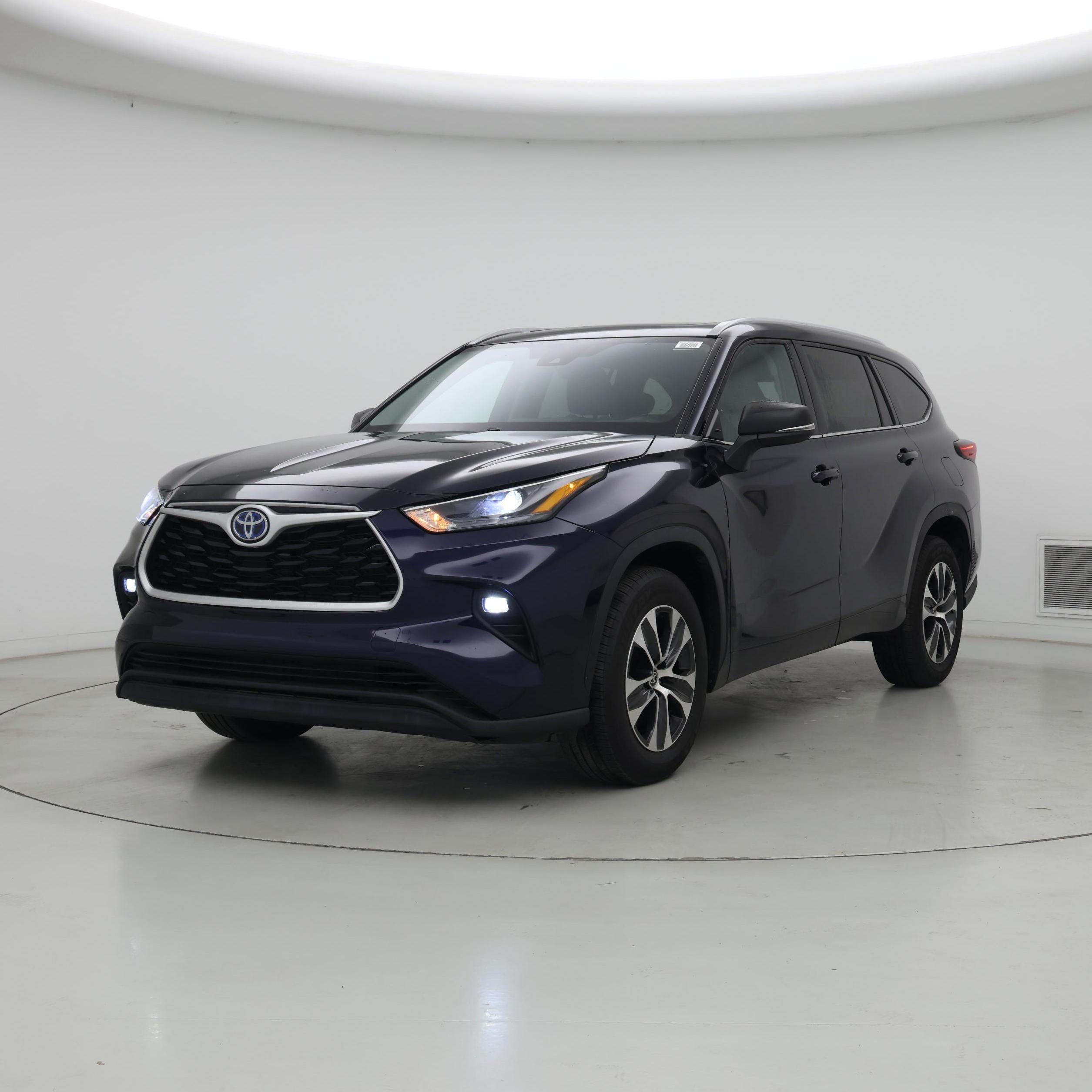 Thumbnail: 2022 Toyota Highlander - 4