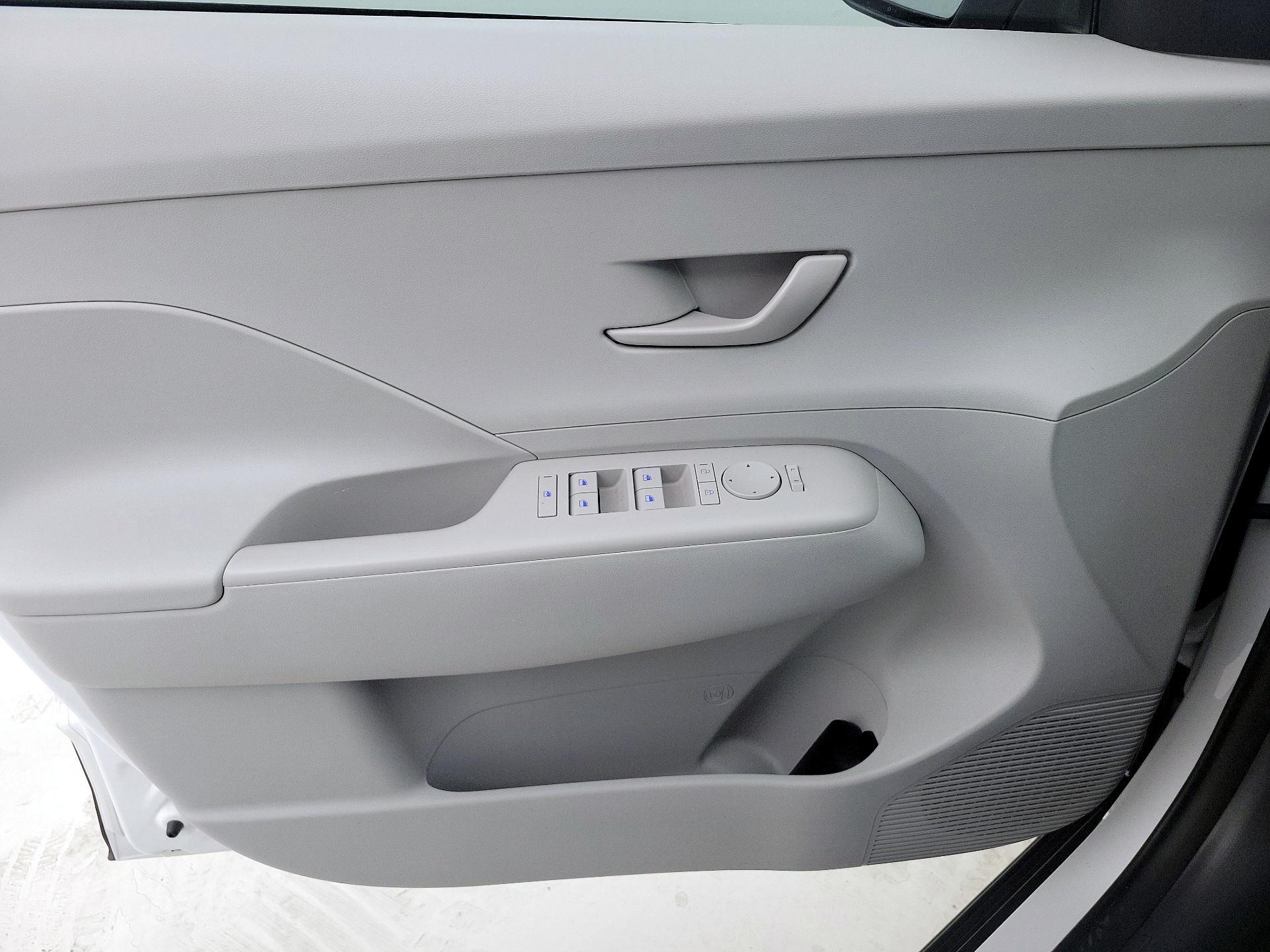 Thumbnail: 2025 Hyundai Kona - 12