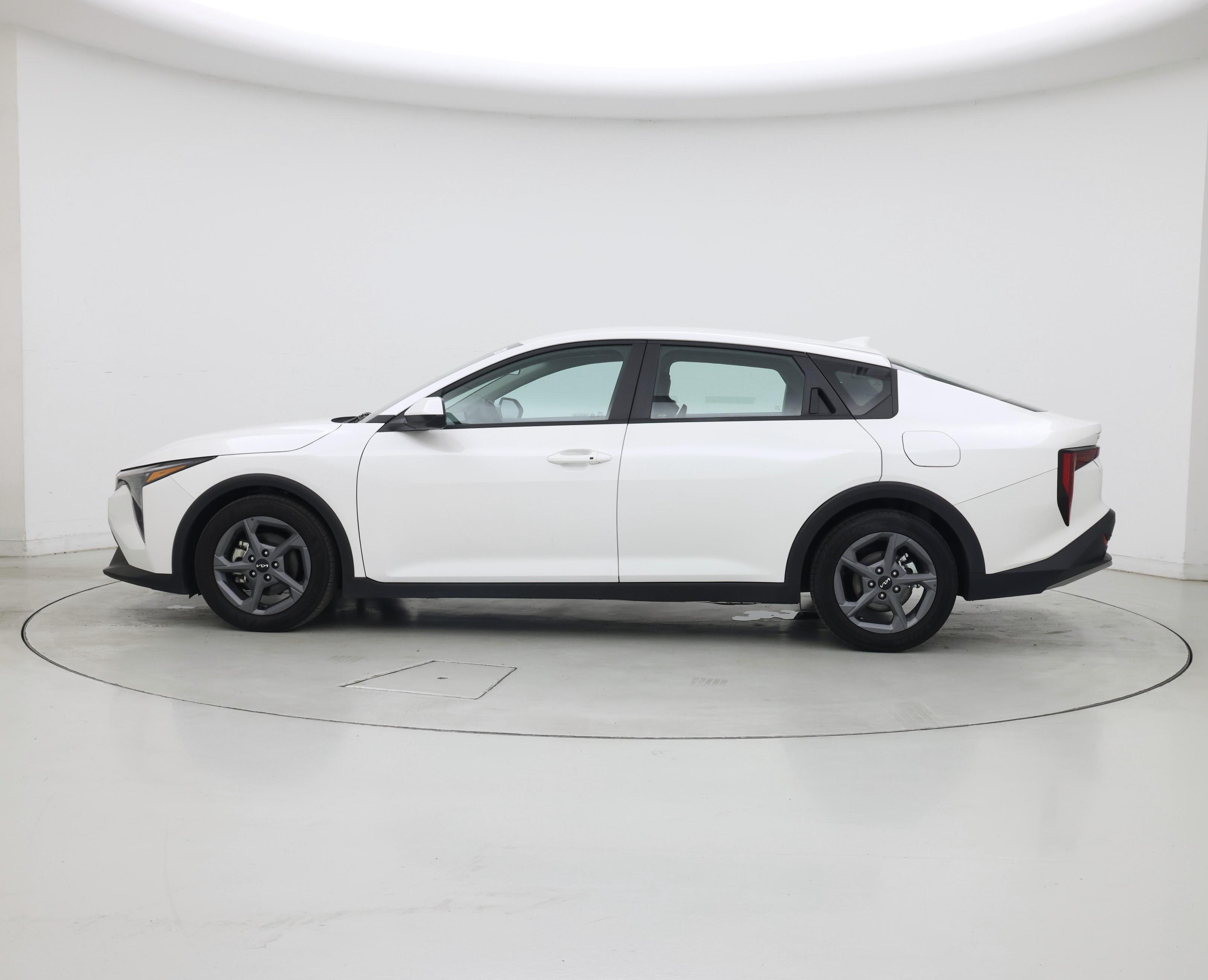 Thumbnail: 2025 Kia K4 - 3
