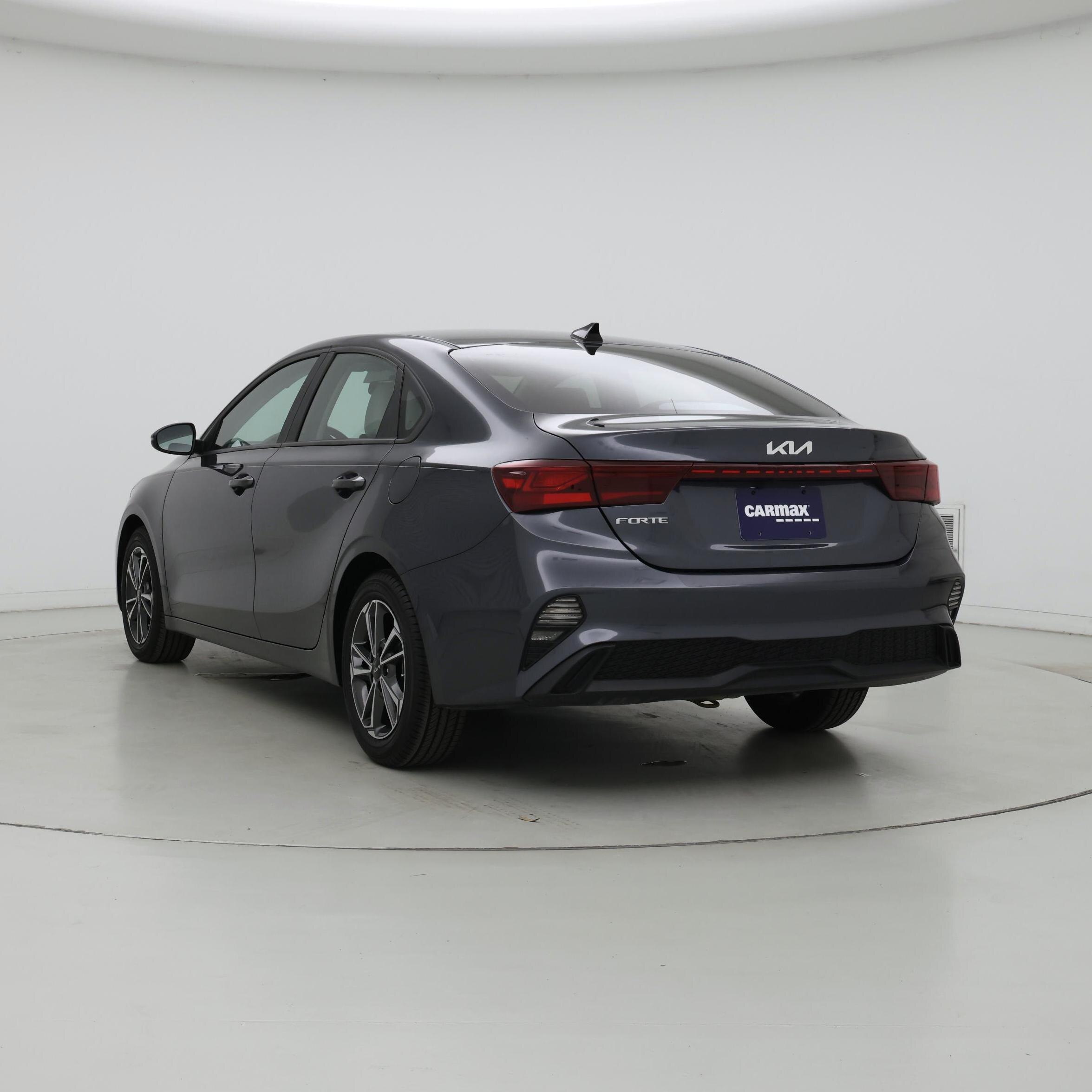 Thumbnail: 2022 Kia Forte - 2