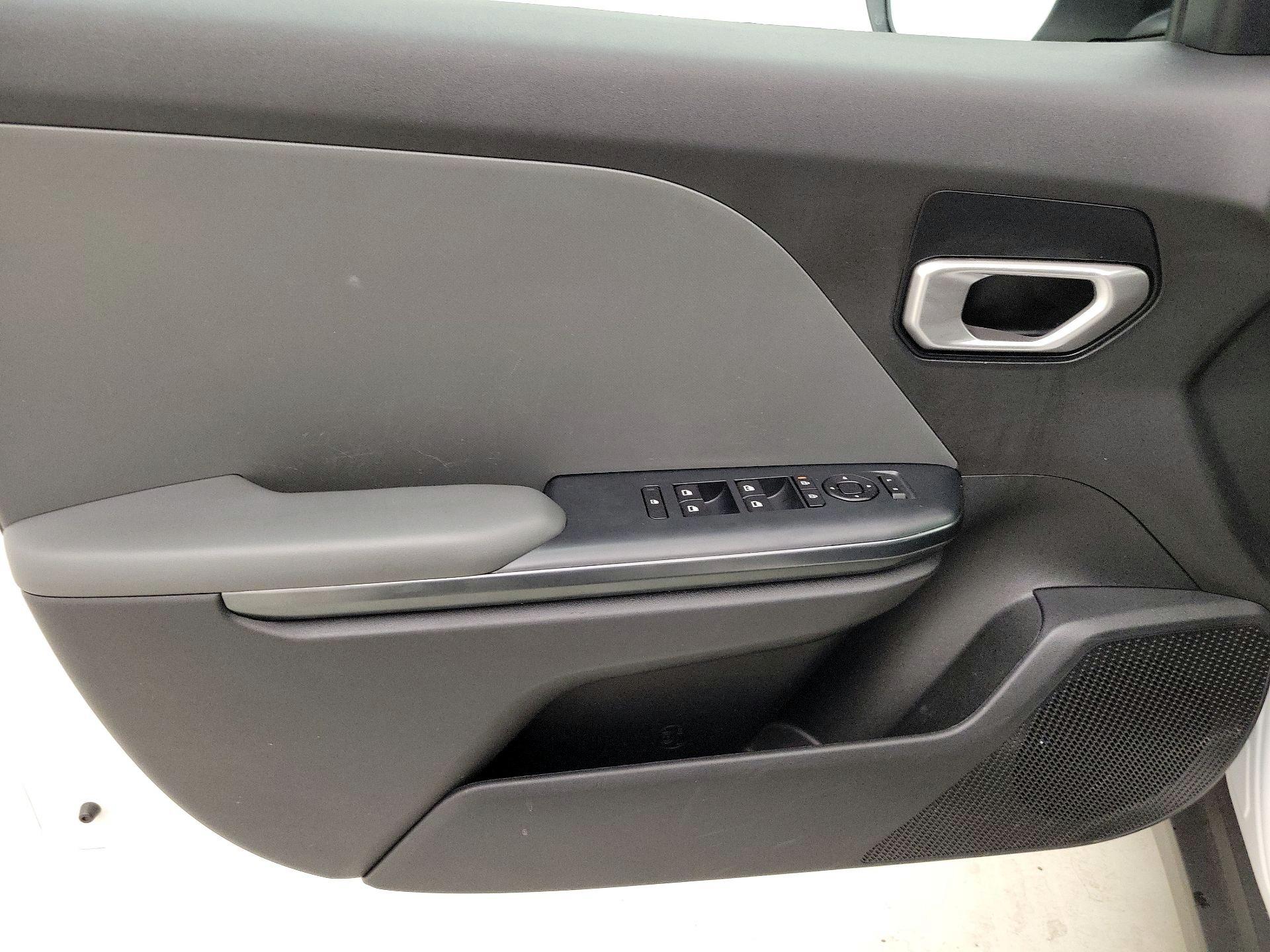 Thumbnail: 2025 Kia K4 - 12